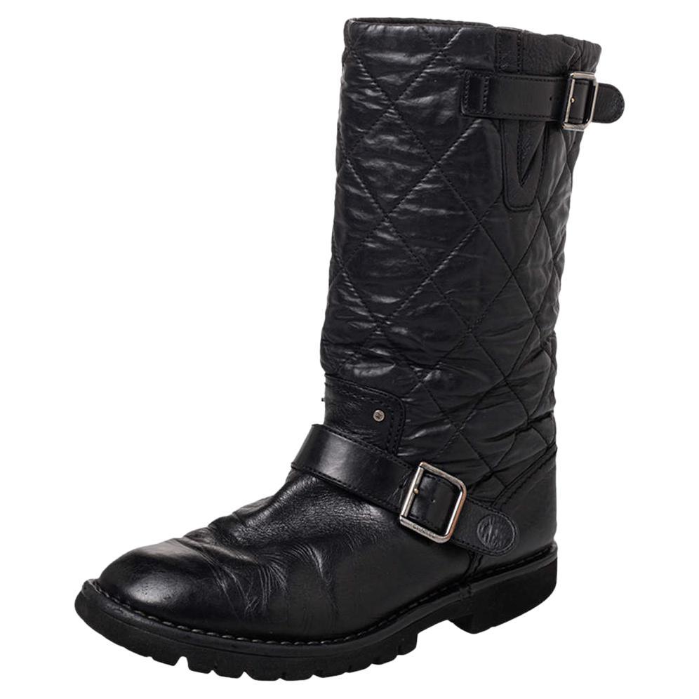 Chanel Black Quilted Coated Fabric And Leather Mid Calf Boots Size 38 For Sale
