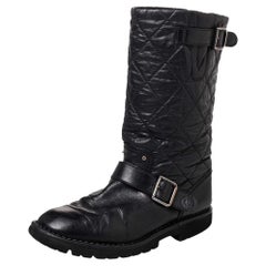 Chanel - Bottes mid-culotte en cuir et tissu matelassé noir, taille 38