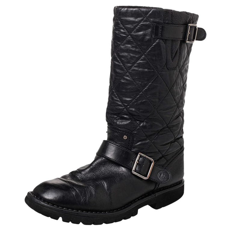 Chanel Mid-Thigh Leather Boots. Size 37.5