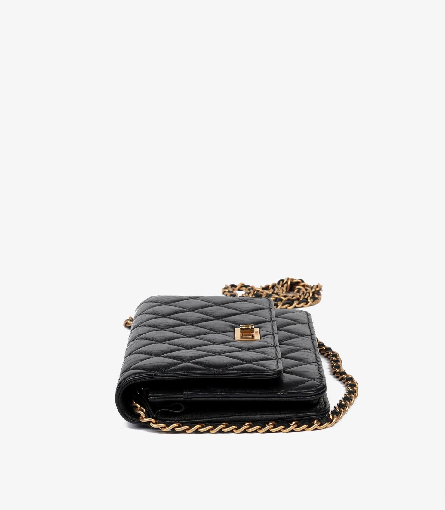 Women's or Men's Chanel Black Quilted Crinkled Calfskin Leather 2.55 Reissue Wallet-on-Chain