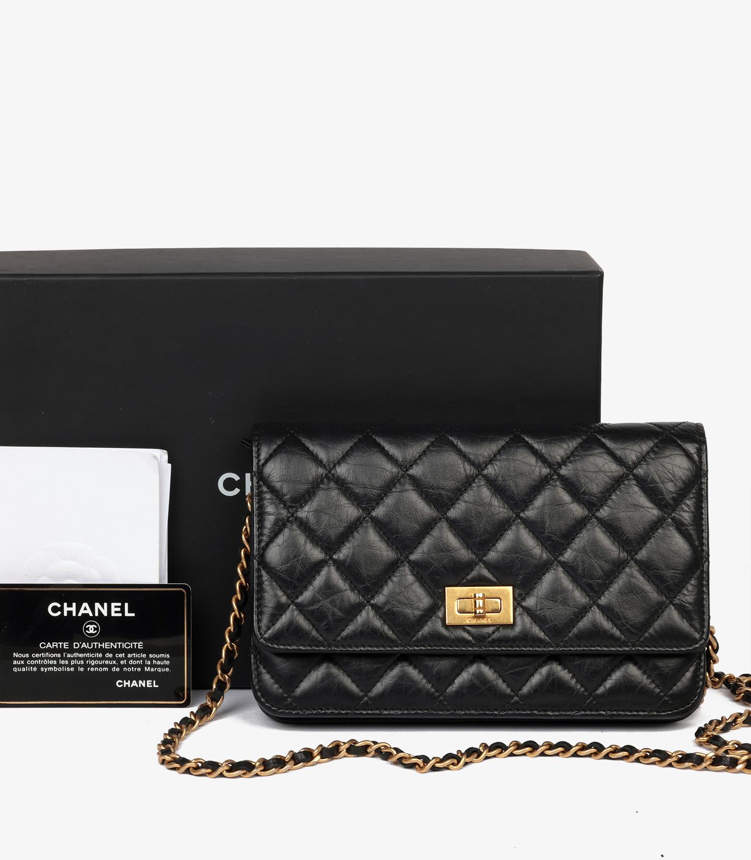 Chanel Black Quilted Crinkled Calfskin Leather 2.55 Reissue Wallet-on-Chain 5