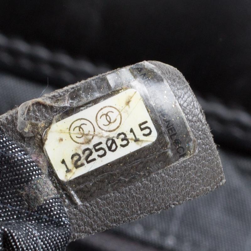Chanel Schwarze gesteppte Portobello-Tasche aus glasiertem Leder 2