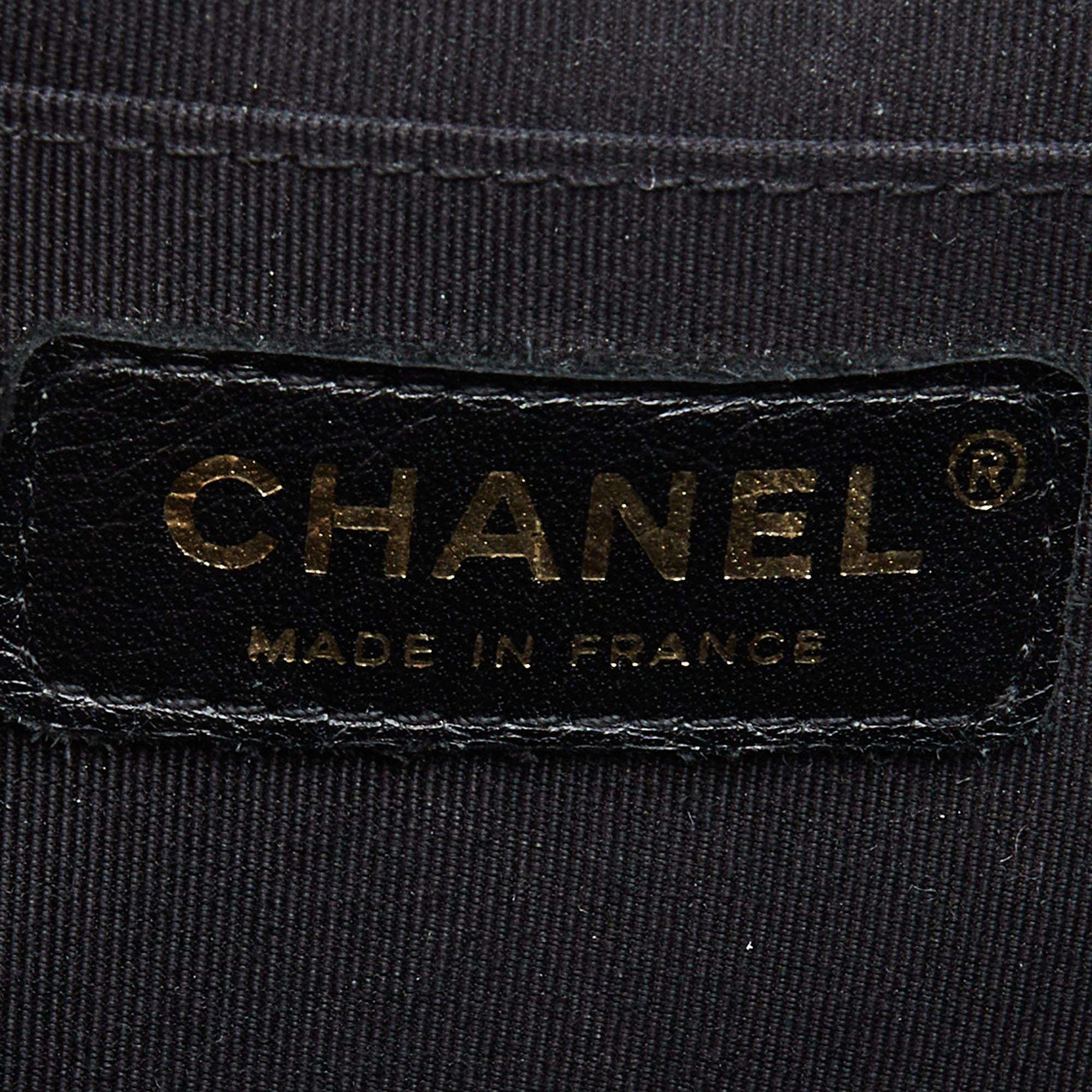 Chanel Negro Acolchado Purpurina Charol Jumbo Classic Single Flap Bag en venta 9