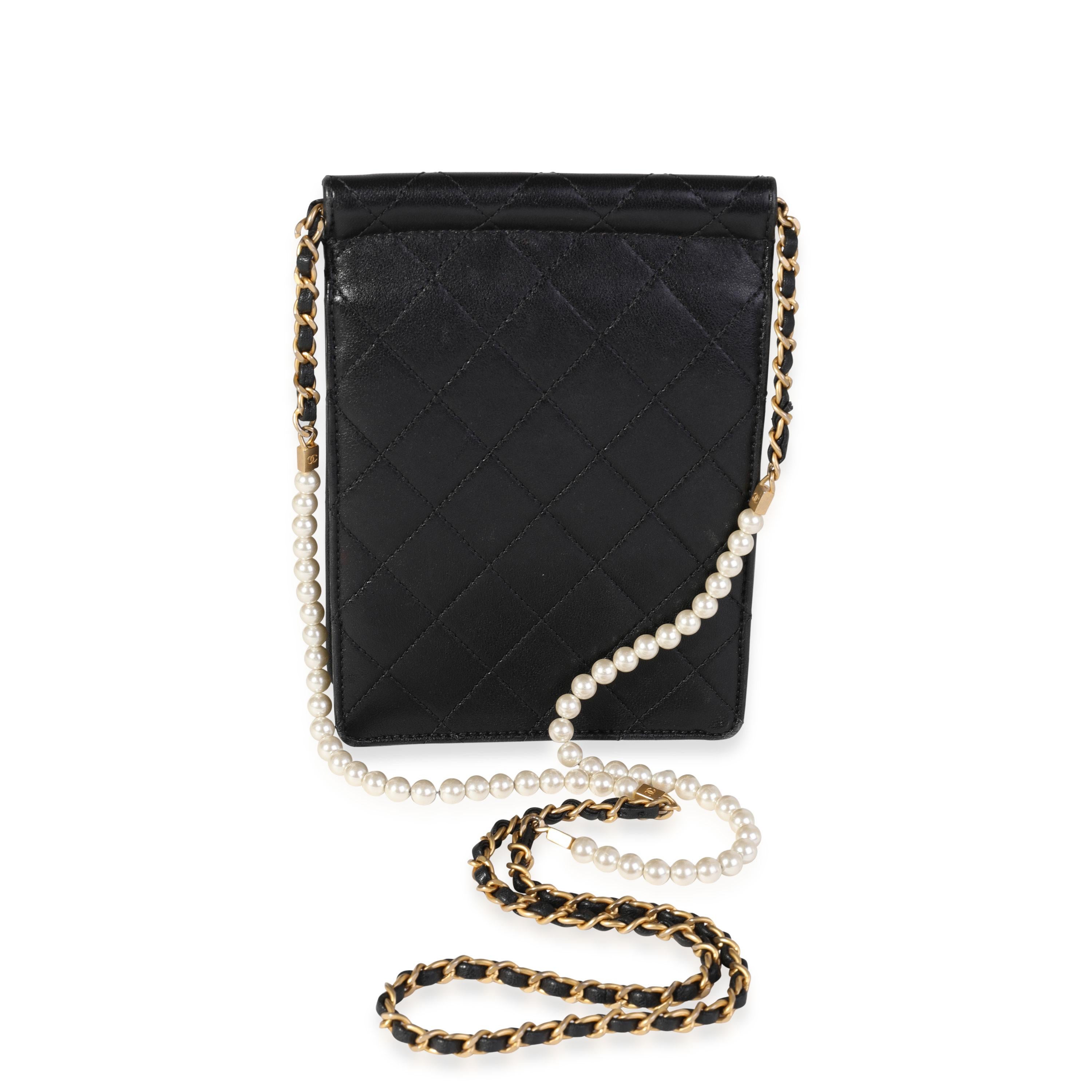 Chanel Black Quilted Goatskin Chic Pearls Crossbody In Excellent Condition In New York, NY