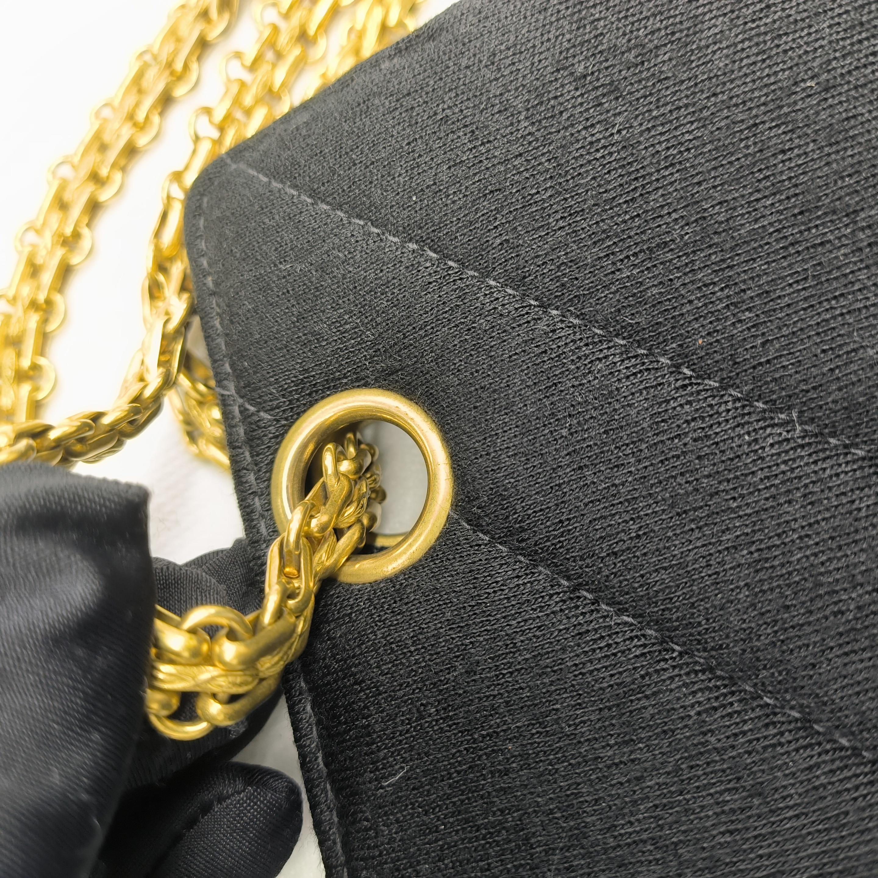 Chanel Black Quilted Jersey Reissue Frame Bag Cotton Chain Strap Kisslock Pouch en vente 9