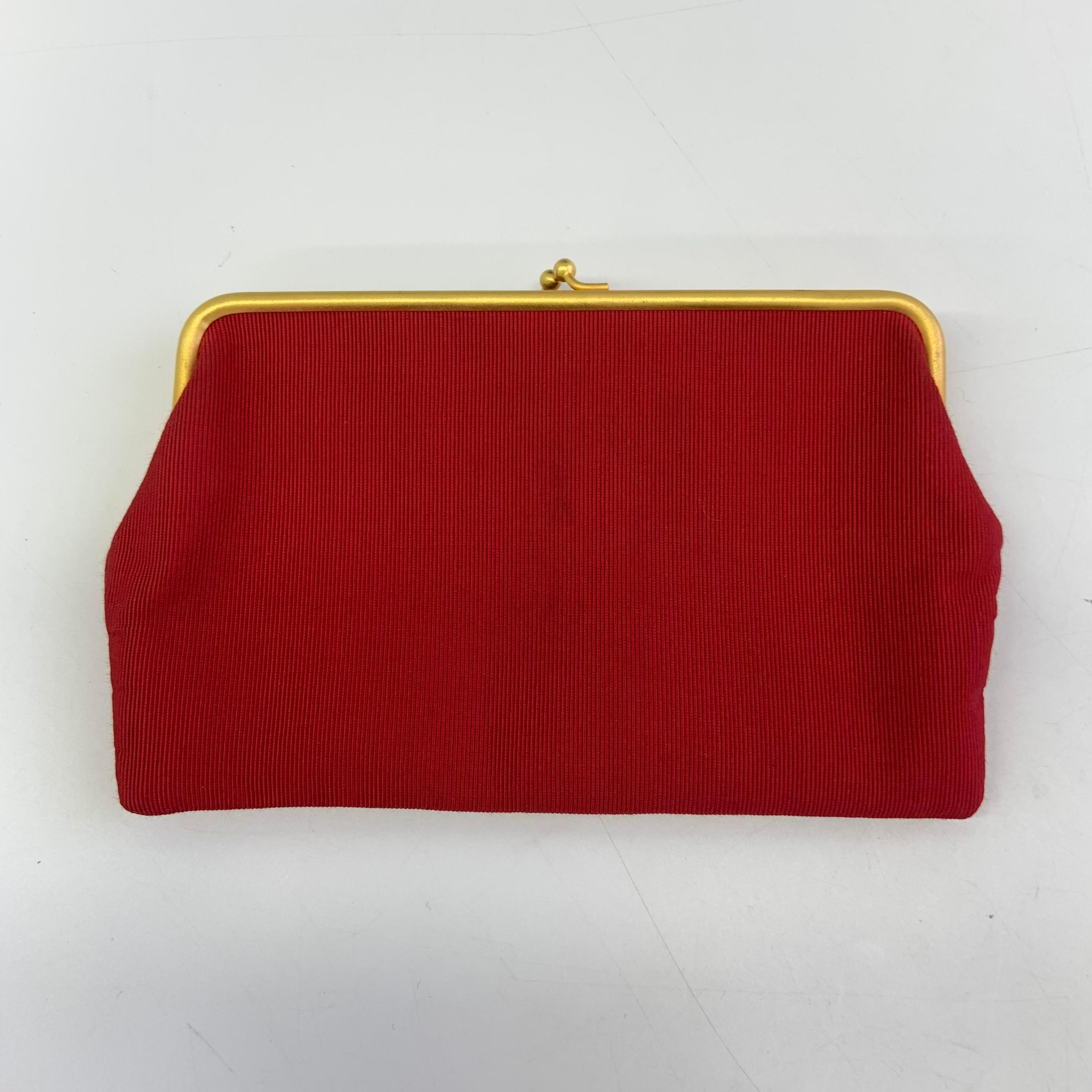 Chanel Black Quilted Jersey Reissue Frame Bag Cotton Chain Strap Red Kisslock Po en vente 6