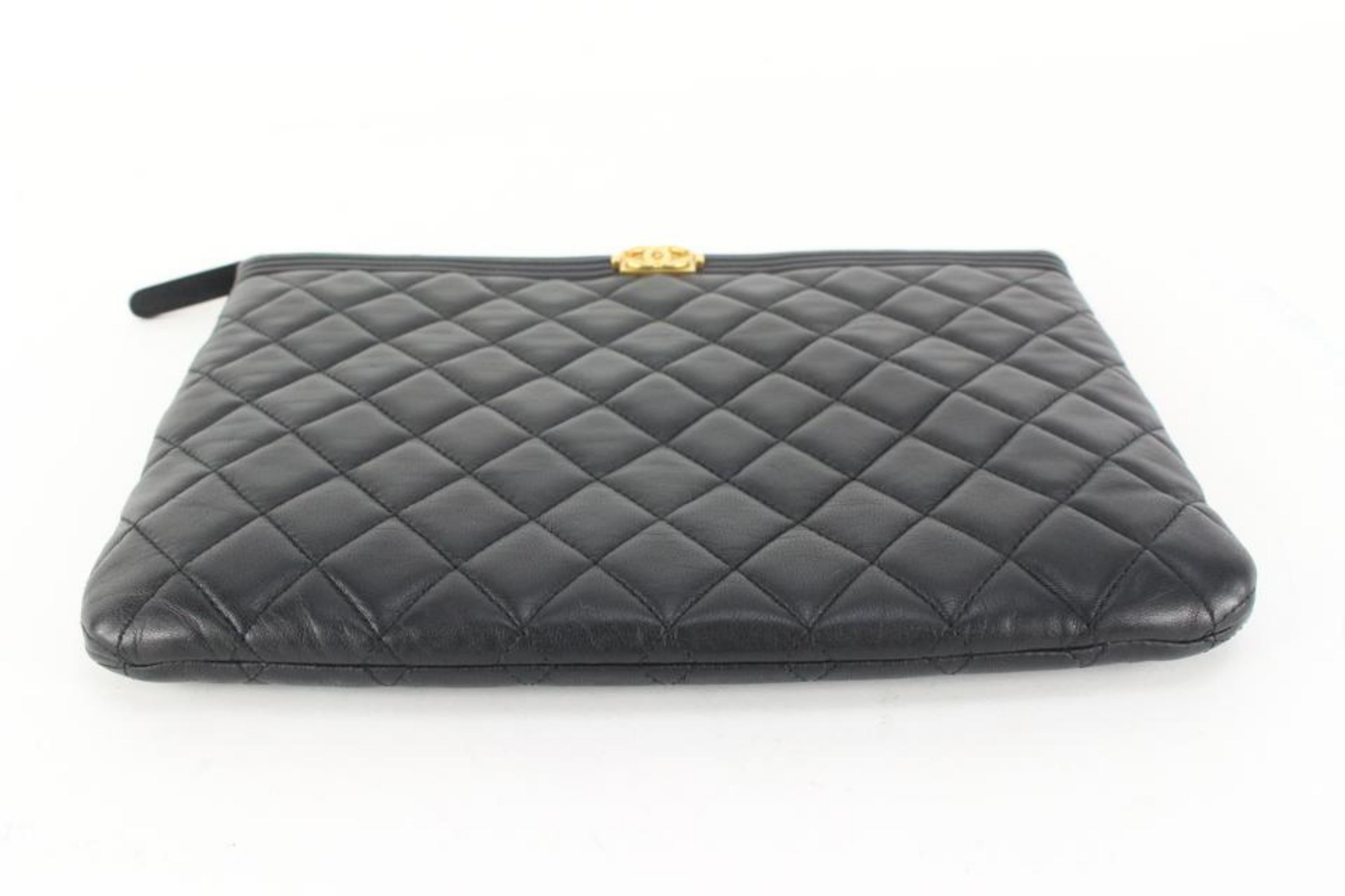 Chanel Black Quilted Lambskin Boy O Case Zip Pouch Clutch 95ck516s In Good Condition In Dix hills, NY