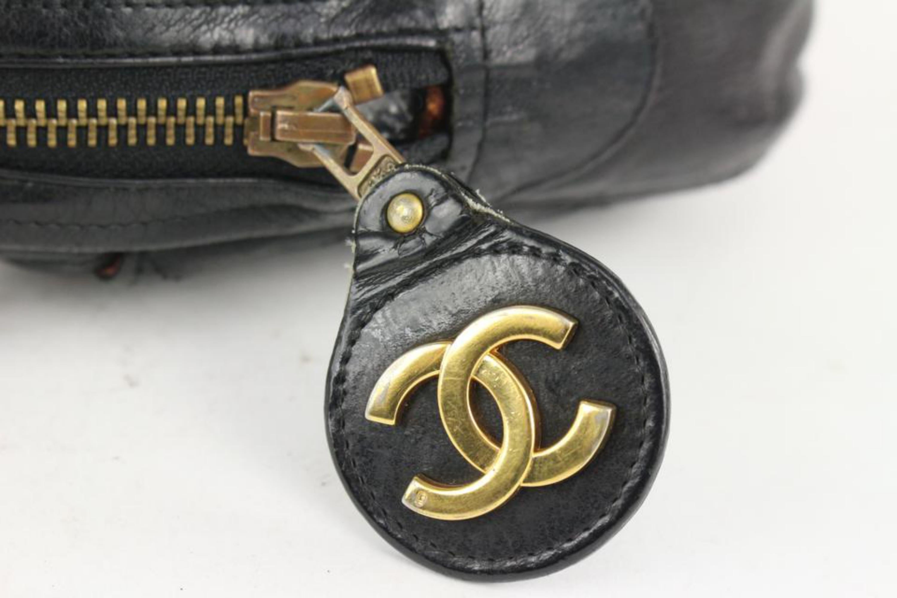 Chanel Black Quilted Lambskin Camera Bag Gold Chain 1014c7 For Sale 1