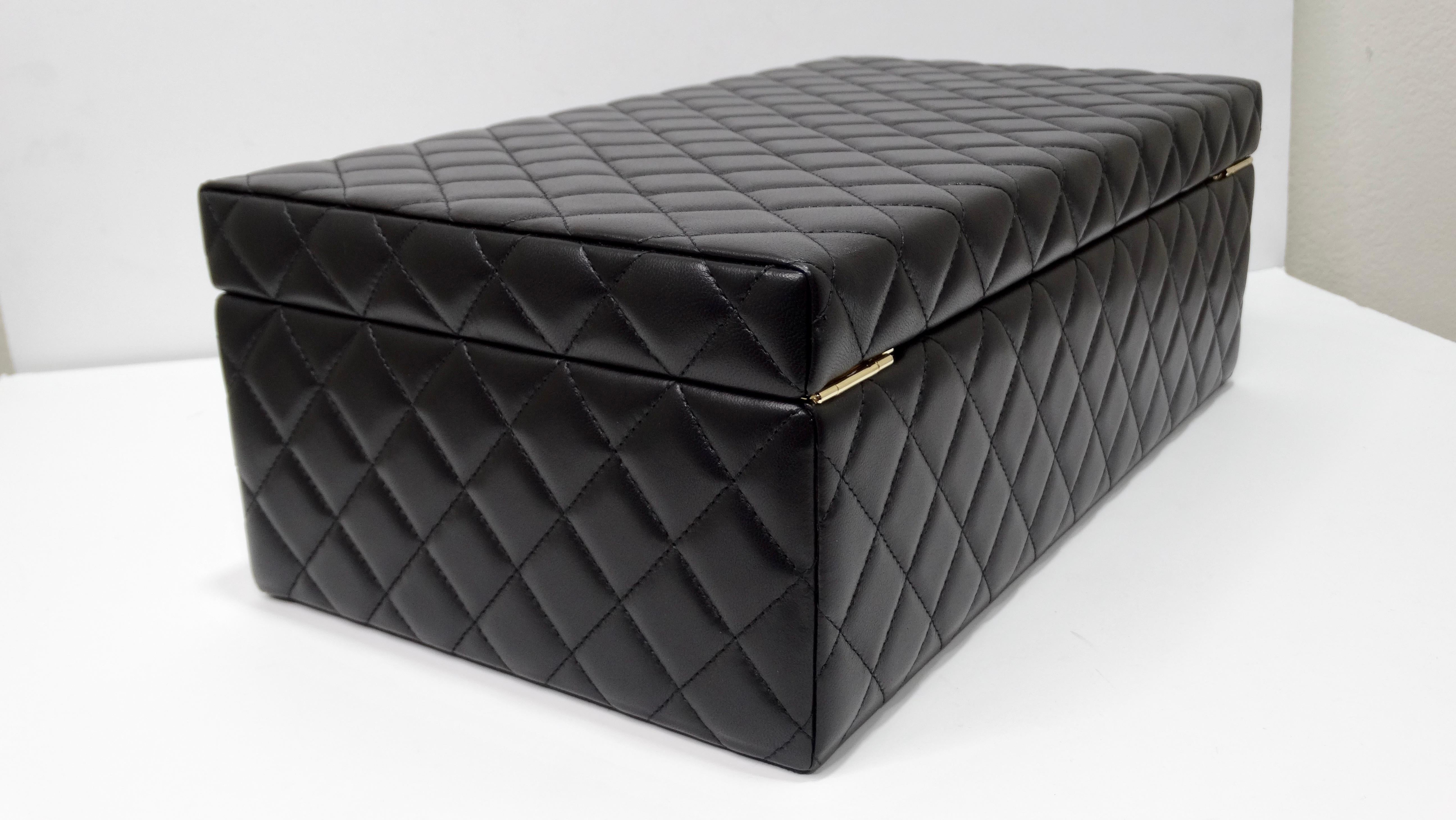 Chanel Black Quilted Lambskin CC Pearl Jewelry Box For Sale 4