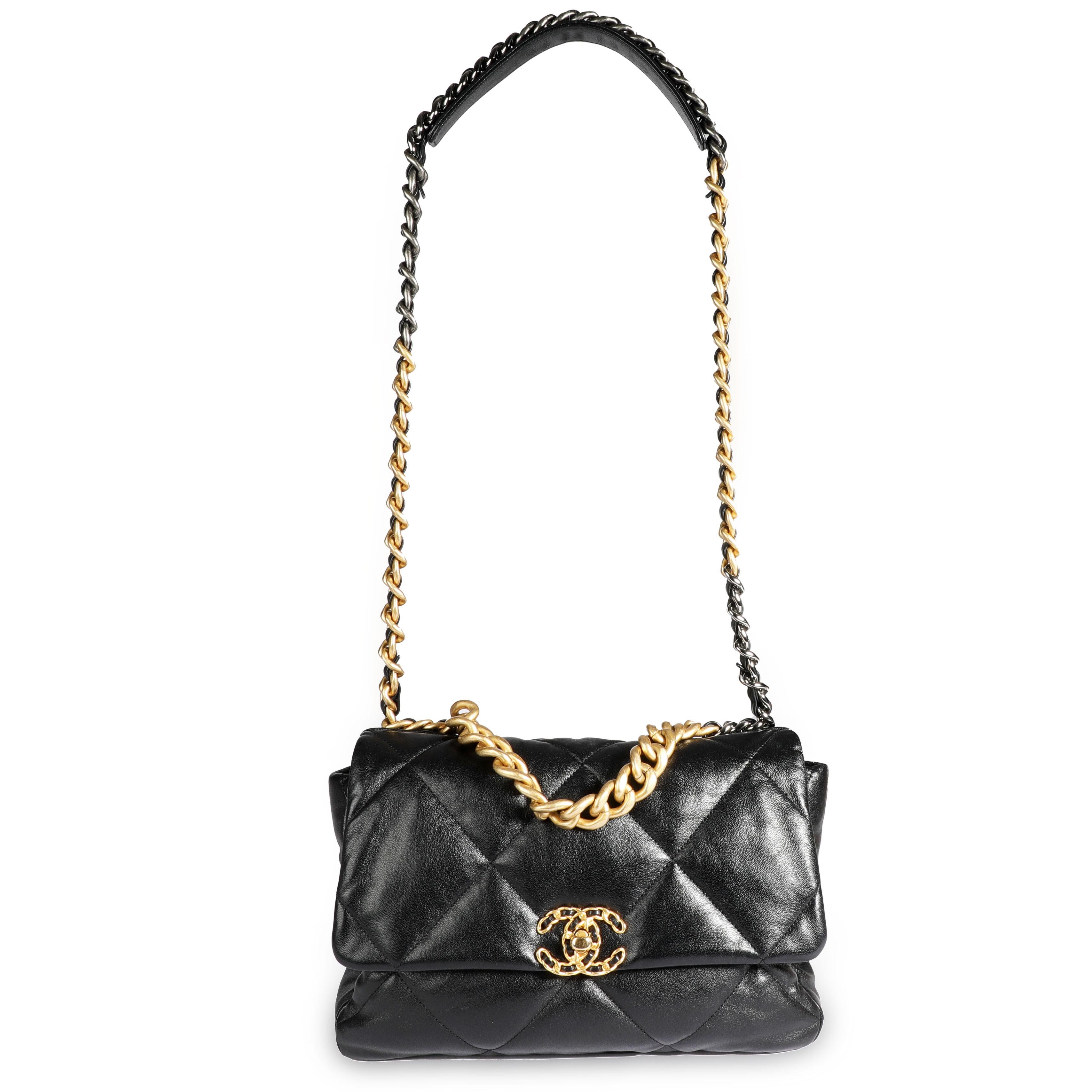 Chanel Black Quilted Lambskin Chanel 19 Large Flap Bag In Excellent Condition In New York, NY