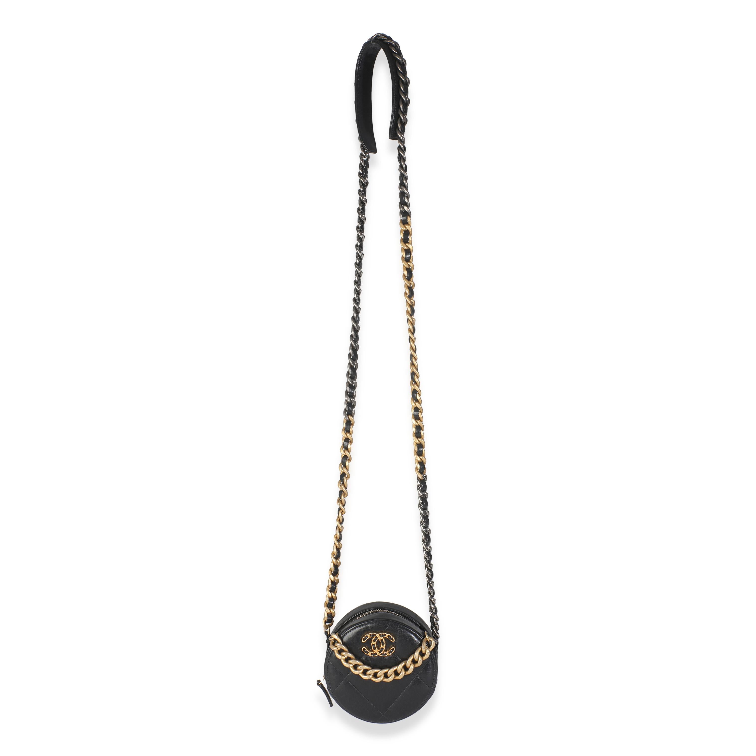 Chanel Black Quilted Lambskin Chanel 19 Round Clutch With Chain im Angebot 1