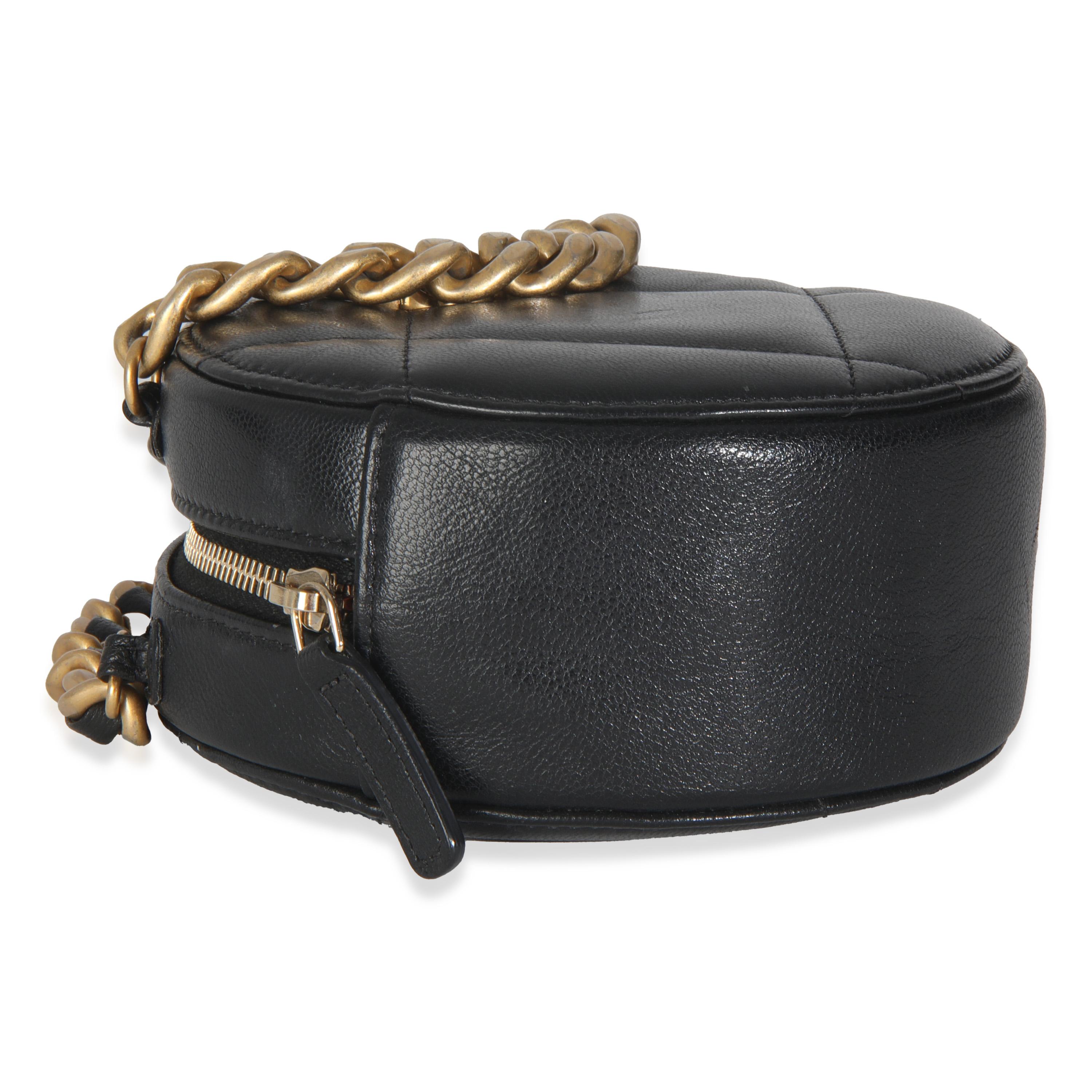Chanel Black Quilted Lambskin Chanel 19 Round Clutch With Chain im Angebot 2
