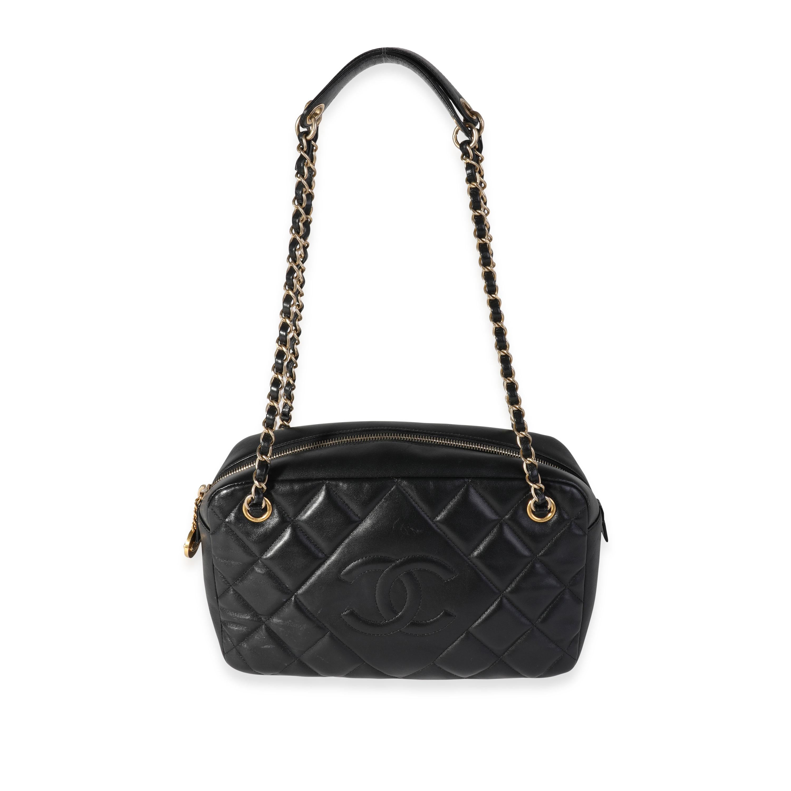 Listing Title: Chanel Black Quilted Lambskin Diamond Camera Bag
SKU: 119483
Condition: Pre-owned (3000)
Handbag Condition: Very Good
Condition Comments: Minor scuffs at exterior top and bottom corners. Light throughout exterior surface.
Brand: