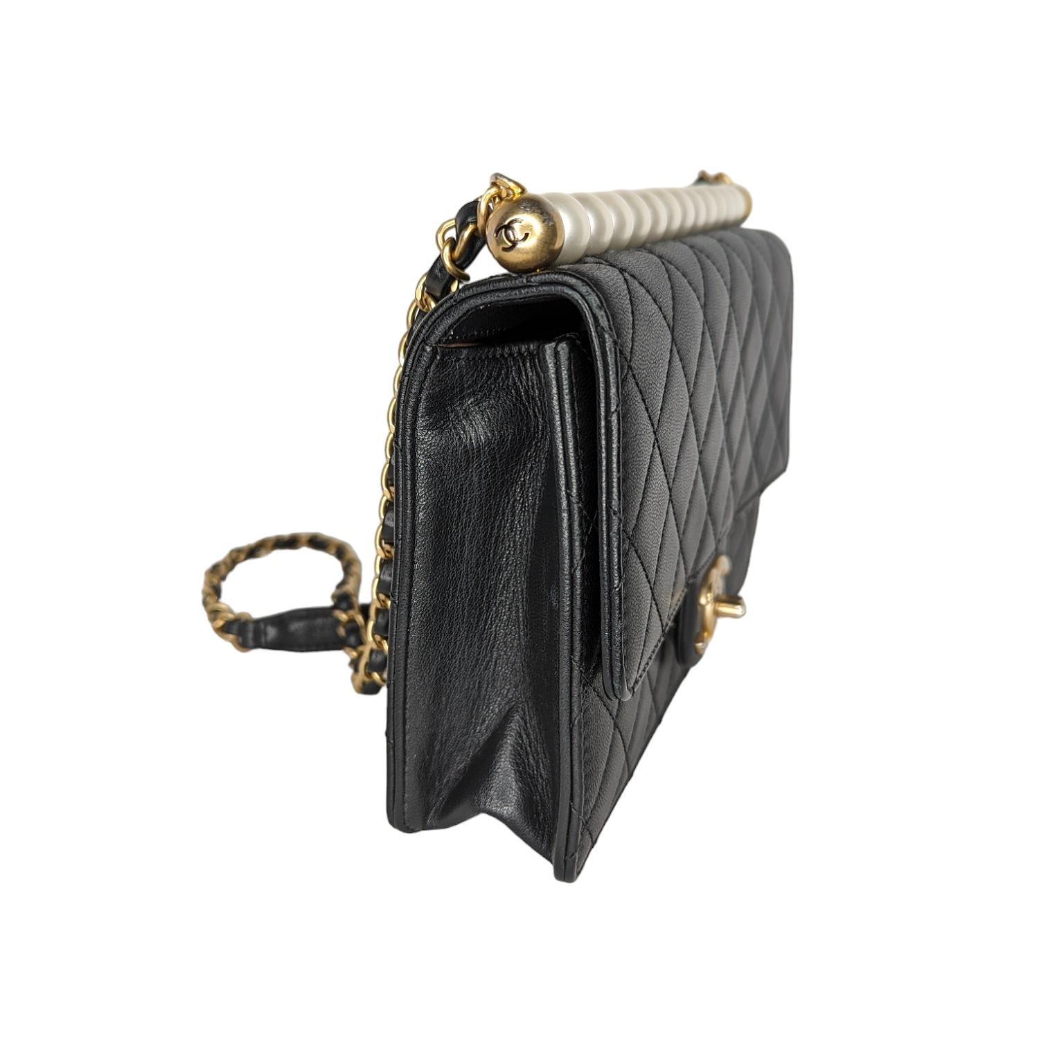 Chanel Black Quilted Lambskin & Imitation Pearls Flap Bag In Good Condition In Scottsdale, AZ