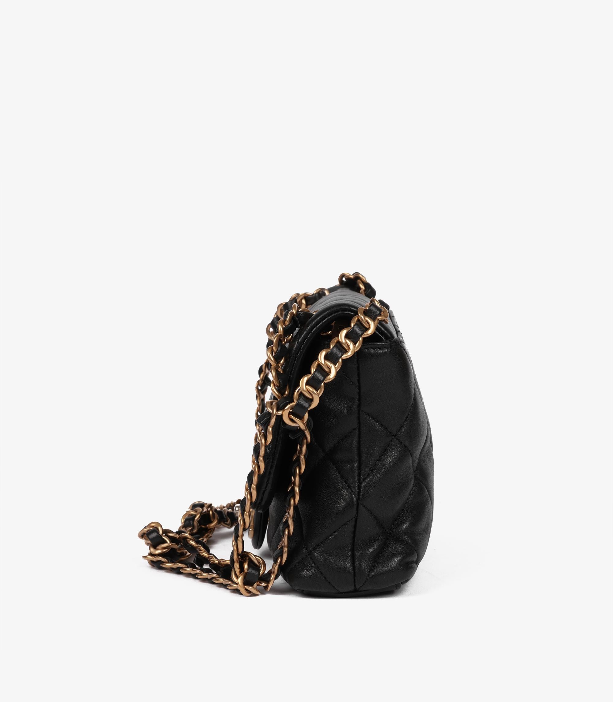 Chanel Schwarz gesteppt Lammfell verflochtene kleine klassische einzelne Klappe Tasche im Angebot 1
