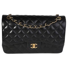 Chanel Black Quilted Lambskin Jumbo Classic Double Flap