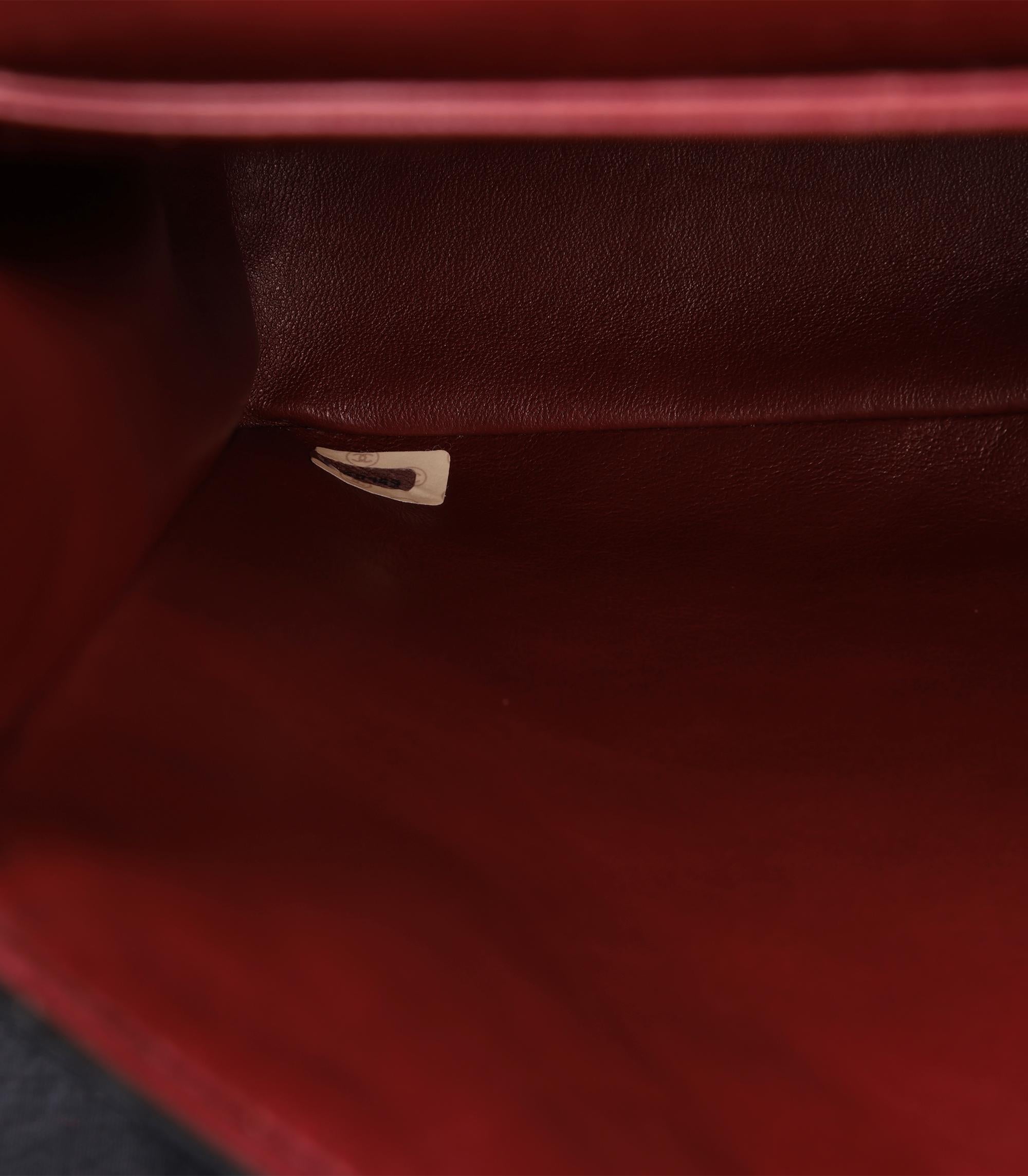 Borsa Chanel nera trapuntata in pelle di agnello Jumbo Classic con patta singola in vendita 5