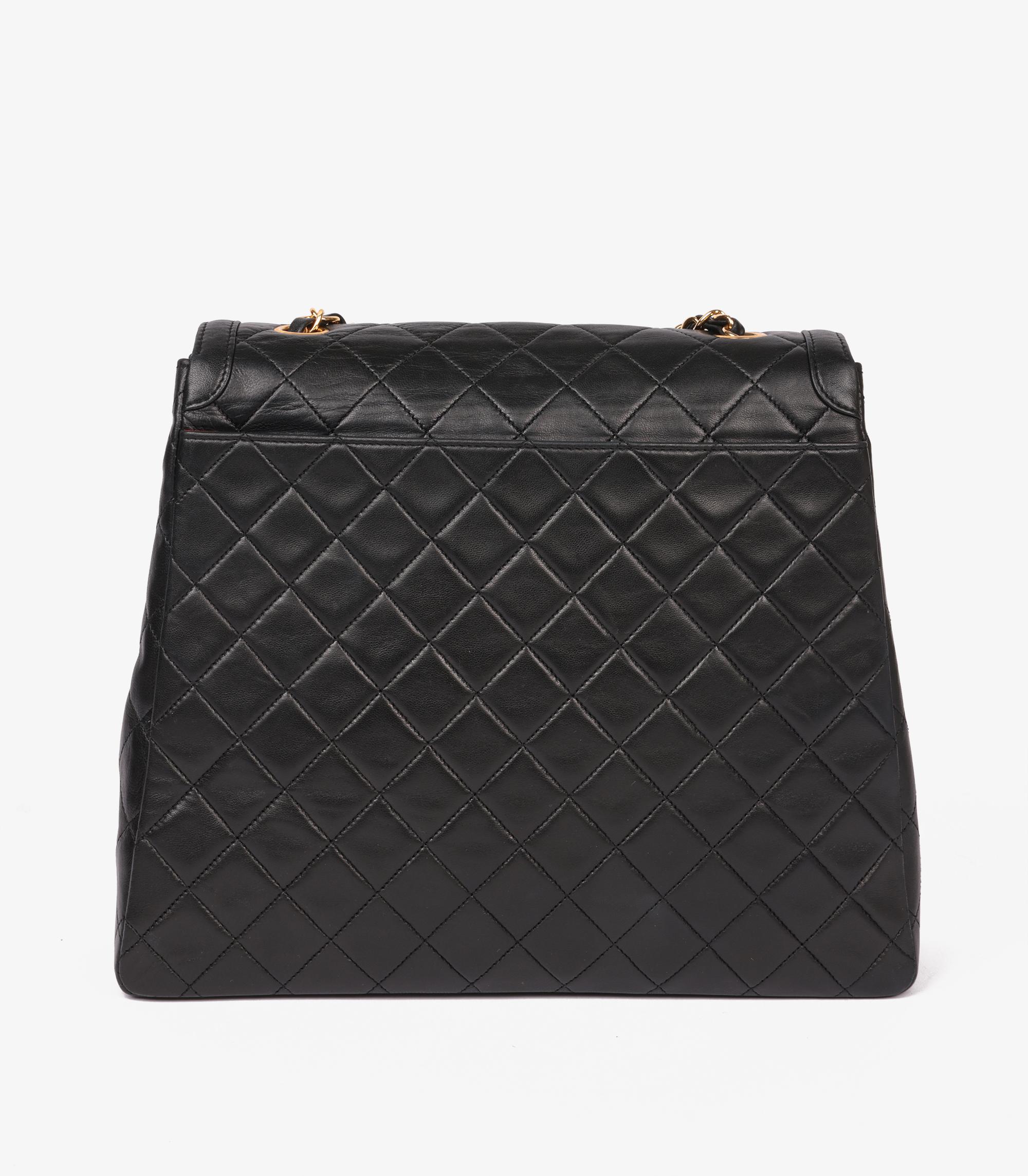 da uomo o donna Borsa Chanel nera trapuntata in pelle di agnello Jumbo Classic con patta singola in vendita