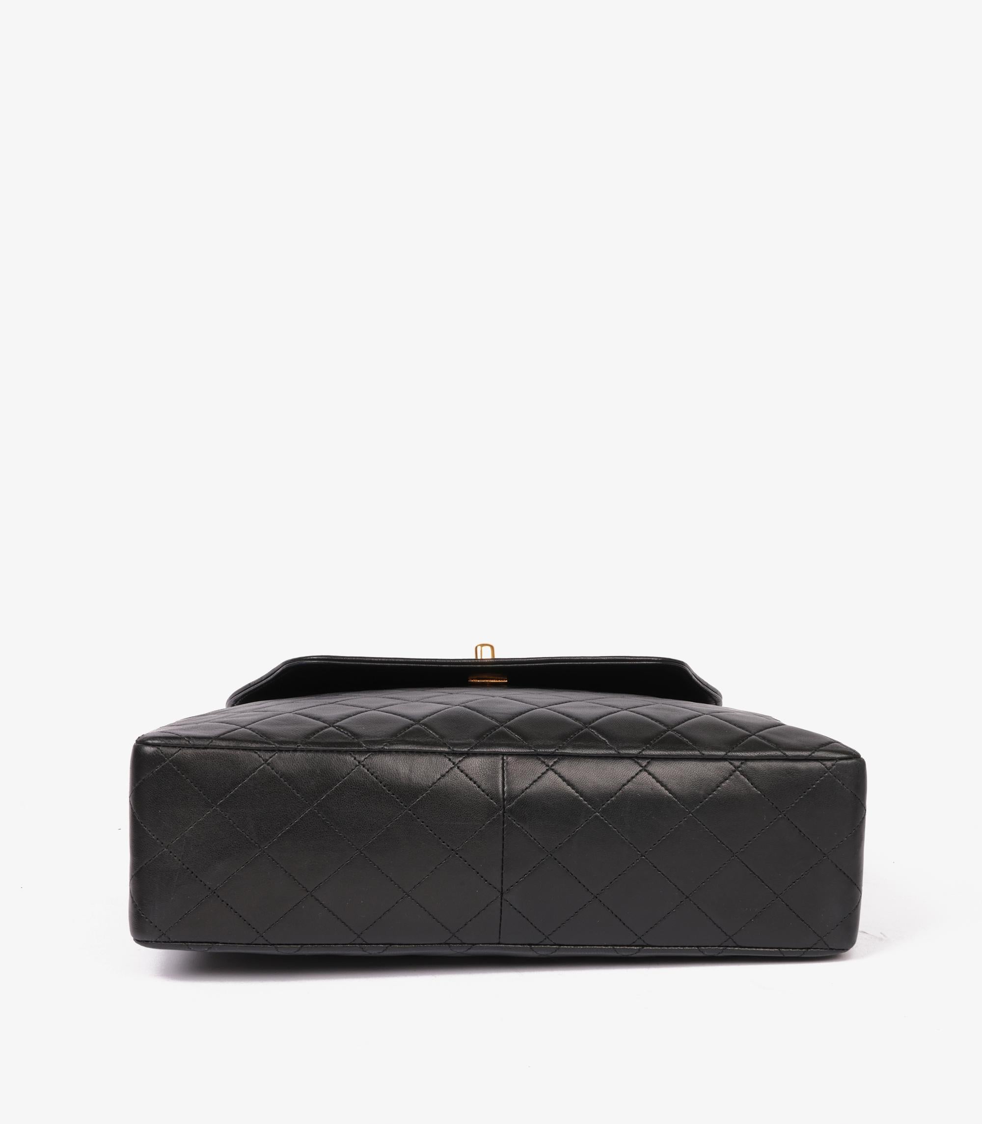 Borsa Chanel nera trapuntata in pelle di agnello Jumbo Classic con patta singola in vendita 2