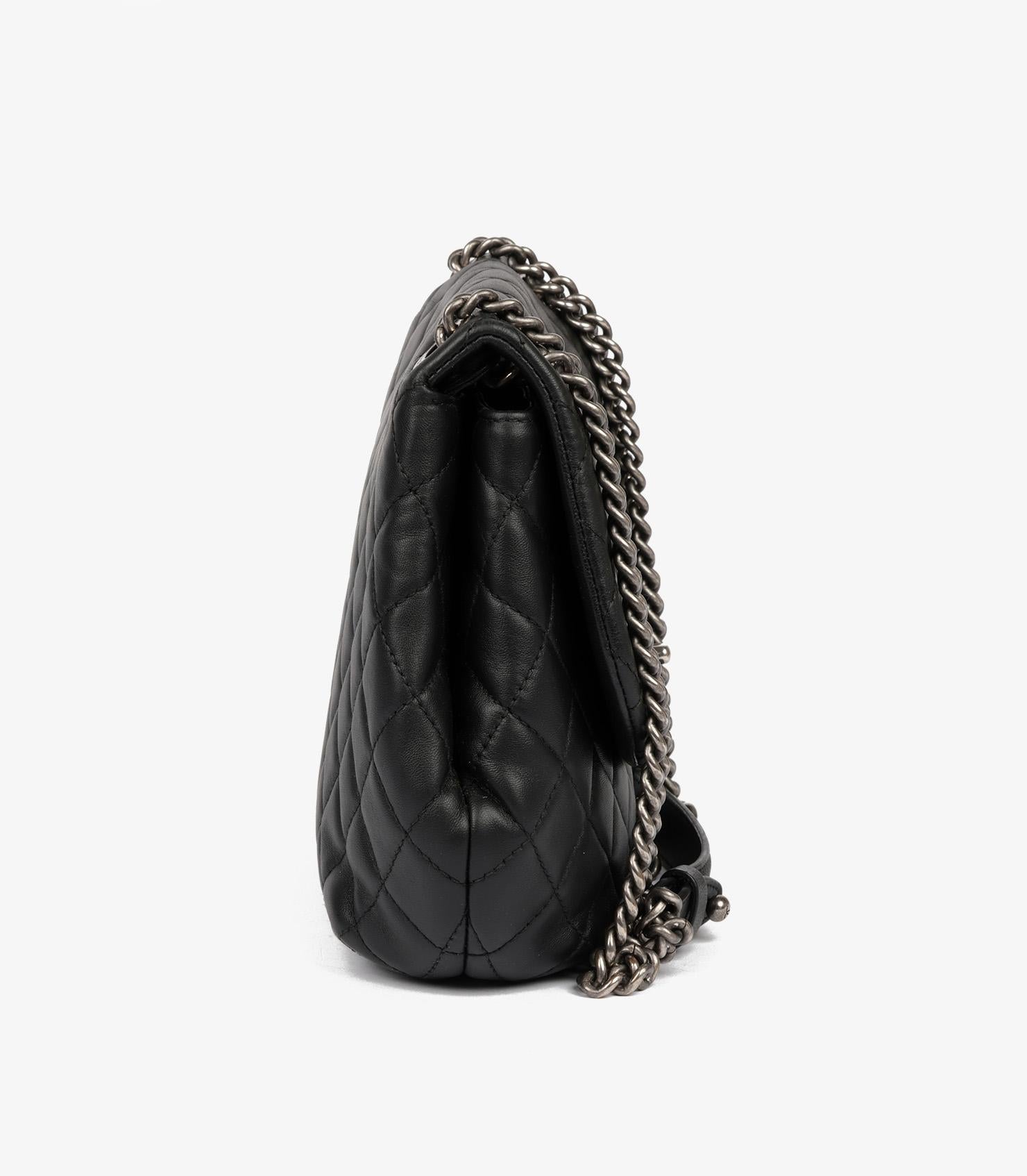 Chanel Black Quilted Lambskin Large Daily Supple Classic Single Flap Bag Pour femmes en vente