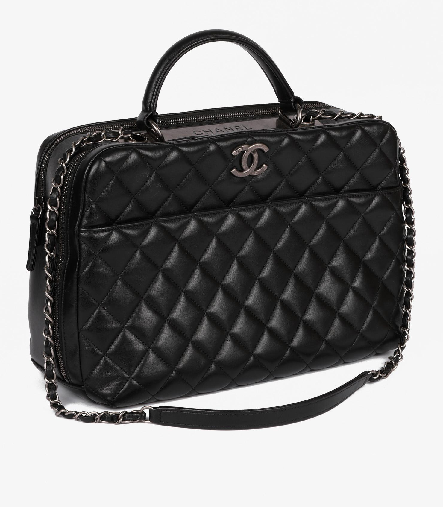 Chanel Black Quilted Lambskin Large Trendy CC Bowling Bag

Brand- Chanel
Model- Large Trendy CC Bowling Bag
Product Type- Crossbody, Shoulder, Top Handle
Serial Number- 21******
Age- Circa 2015
Accompanied By- Chanel Box, Dust Bag, Authenticity