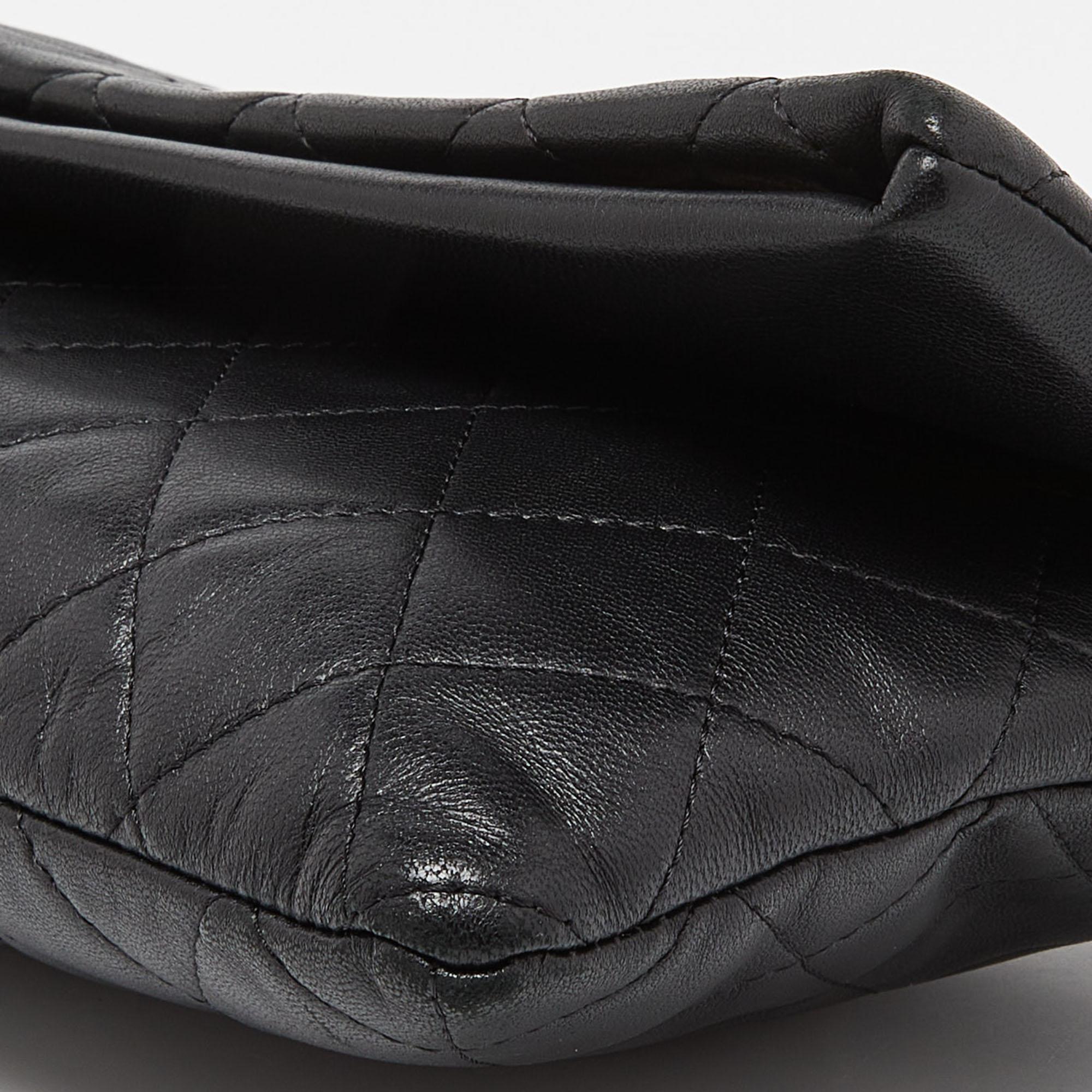 Chanel Black Quilted Lambskin Leather Beauty CC Clutch 3