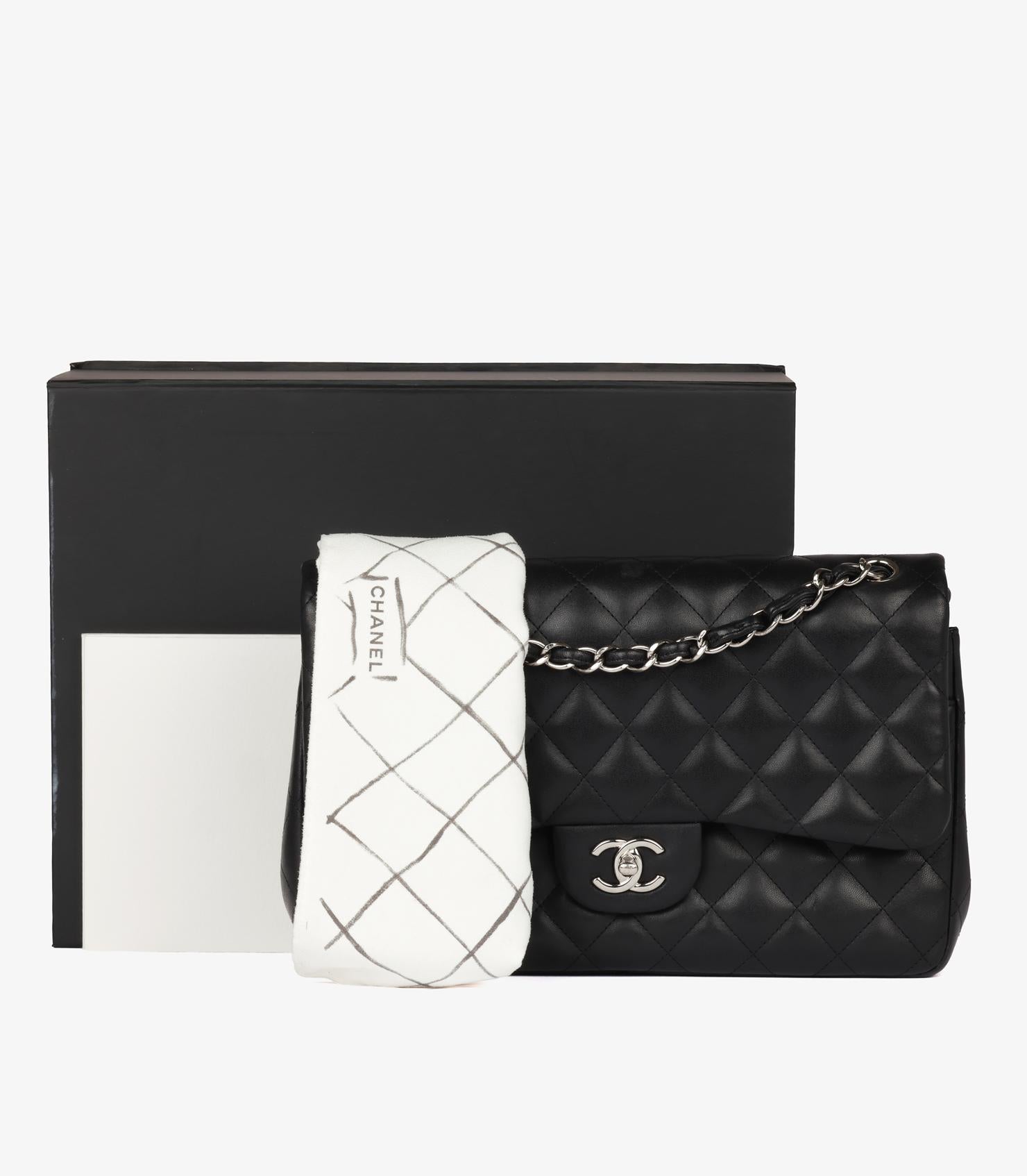 Chanel Bolso Jumbo Clásico Negro Acolchado Piel Cordero Doble Solapa en venta 7