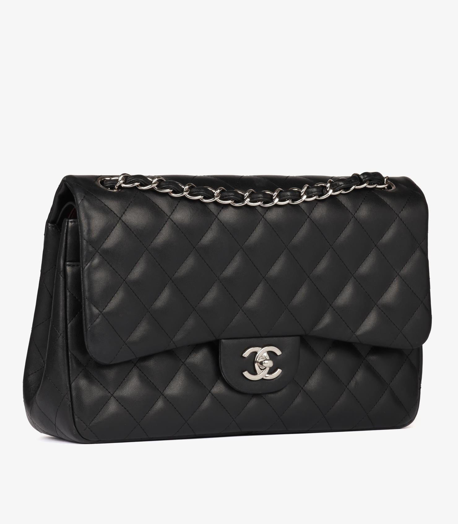Chanel Bolso Jumbo Clásico Negro Acolchado Piel Cordero Doble Solapa en Bueno estado para la venta en Bishop's Stortford, Hertfordshire