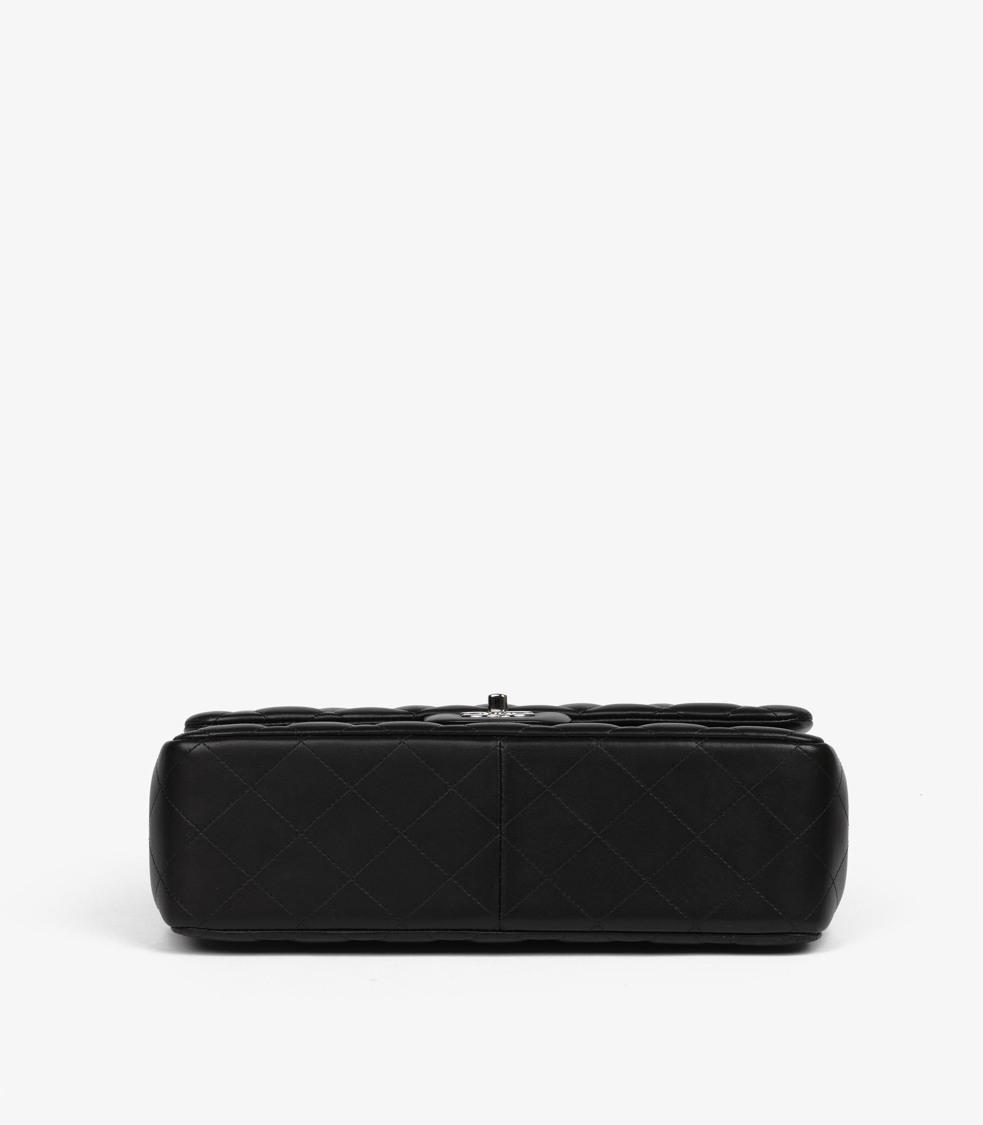Chanel  Schwarze gesteppte Lammfell-Ledertasche Jumbo Classic Double Flap im Angebot 3