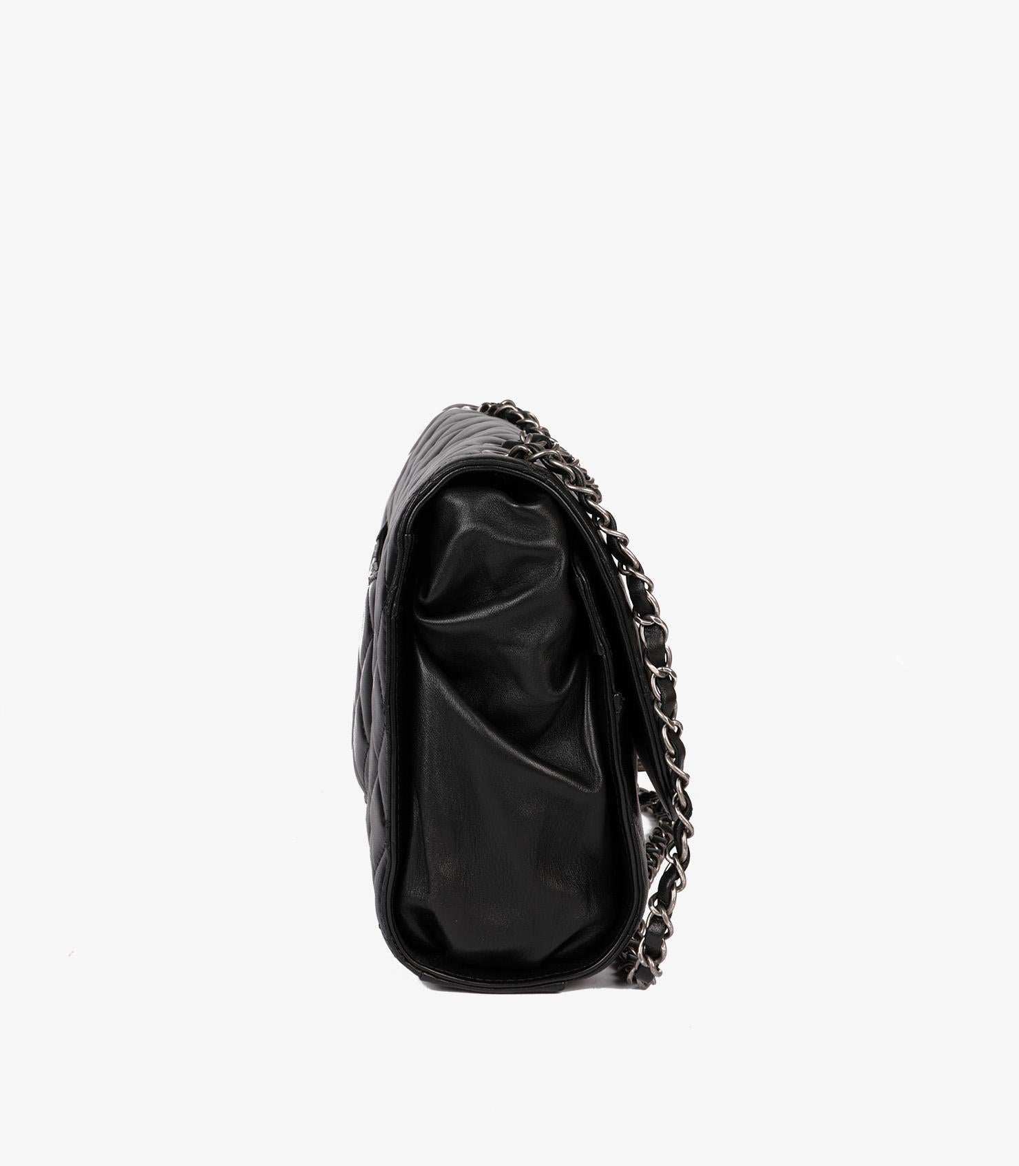 Women's Chanel Black Quilted Lambskin Leather Jumbo Drawstring Classic Single Flap Bag For Sale