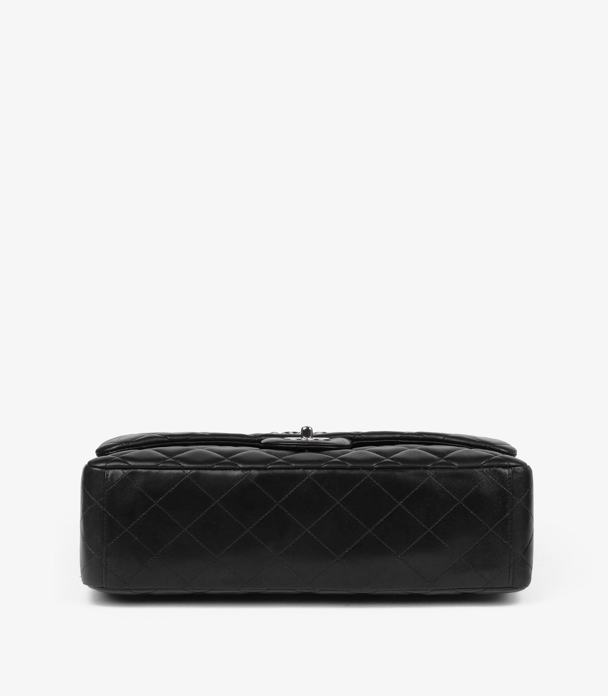 Chanel - Sac à main classique à rabat unique en cuir d'agneau matelassé - noir en vente 2