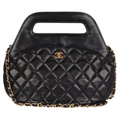 Chanel Black Quilted Lambskin Leather Vintage Large Classic Round Shoulder Tote