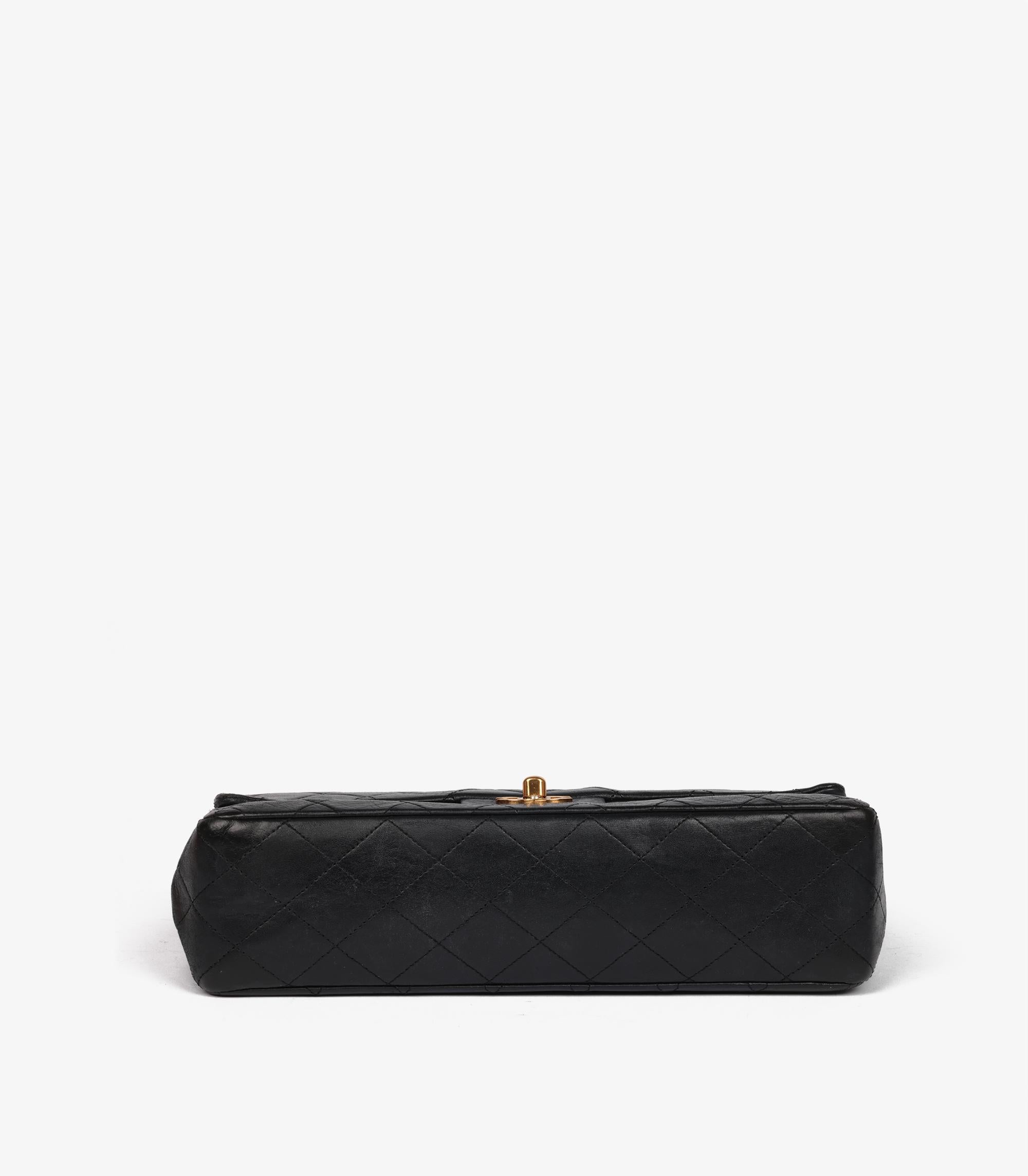 Chanel Black Quilted Lambskin Leather Vintage Medium Classic Double Flap Bag For Sale 3