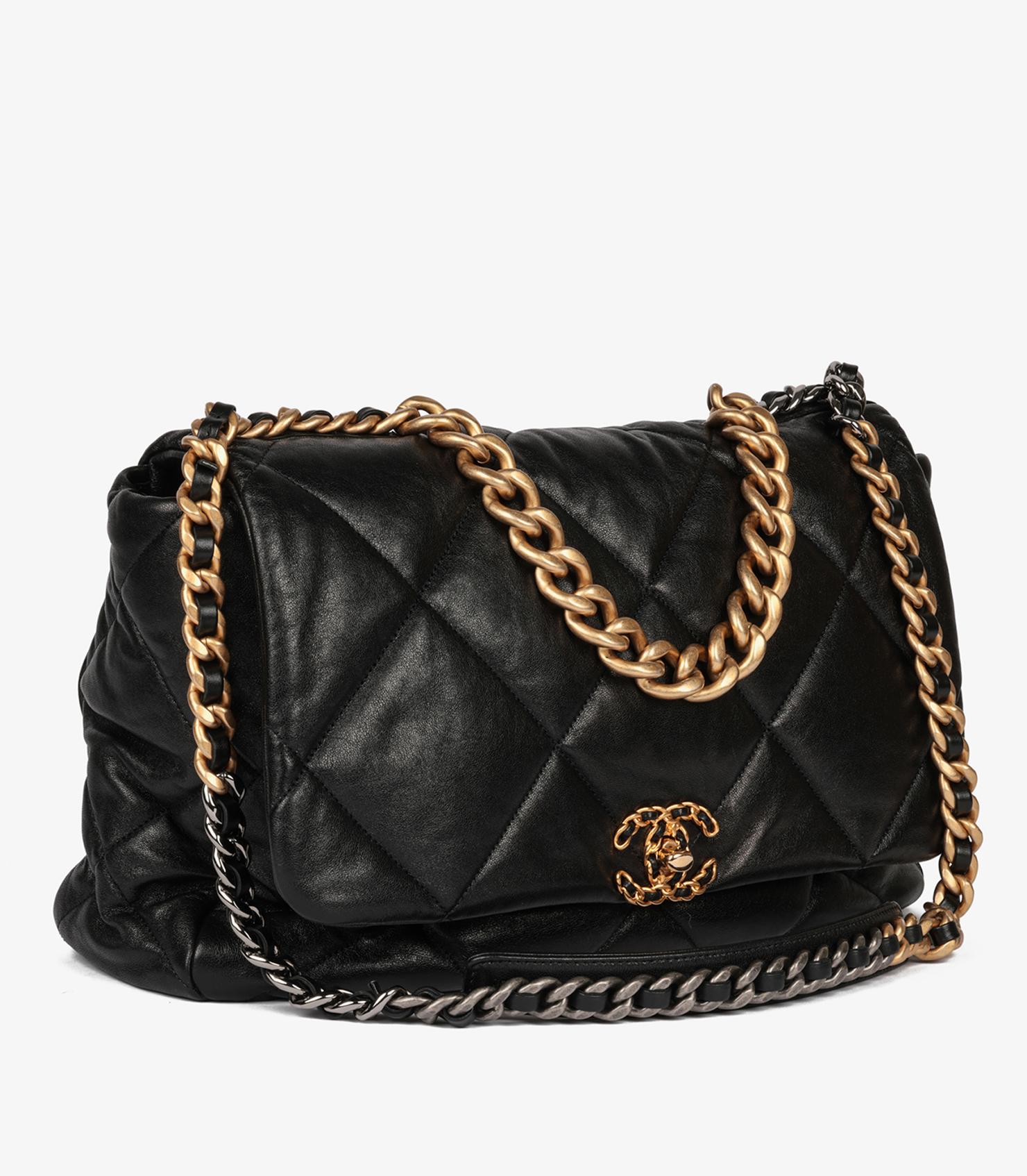 Chanel Black Quilted Lambskin Maxi 19 Flap Bag 3