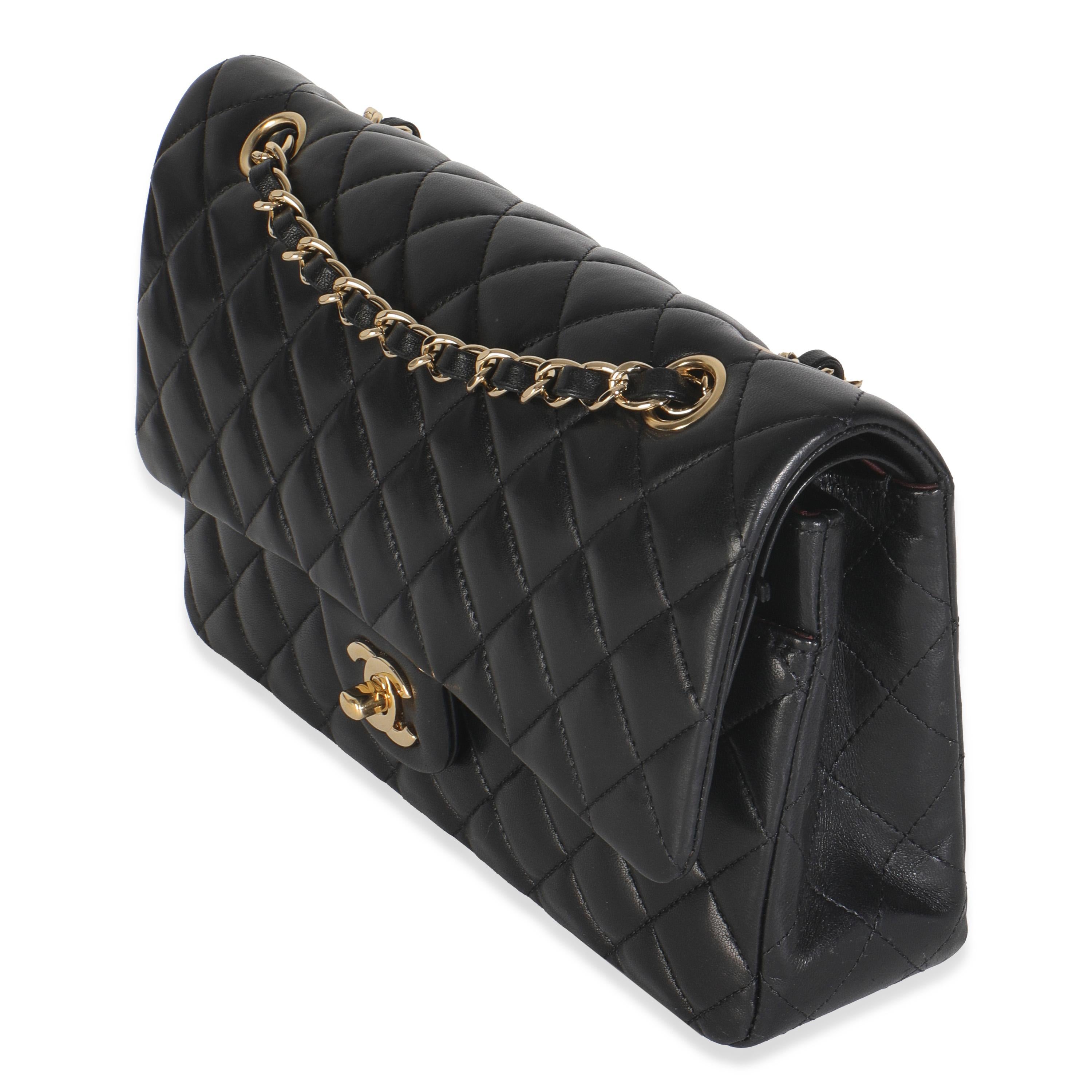 Chanel Black Quilted Lambskin Medium Classic Double Flap Bag Excellent état - En vente à New York, NY