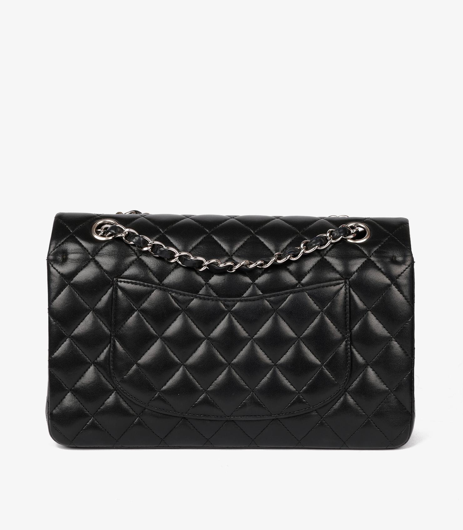 Chanel Black Quilted Lambskin Medium Classic Double Flap Bag in vendita 1