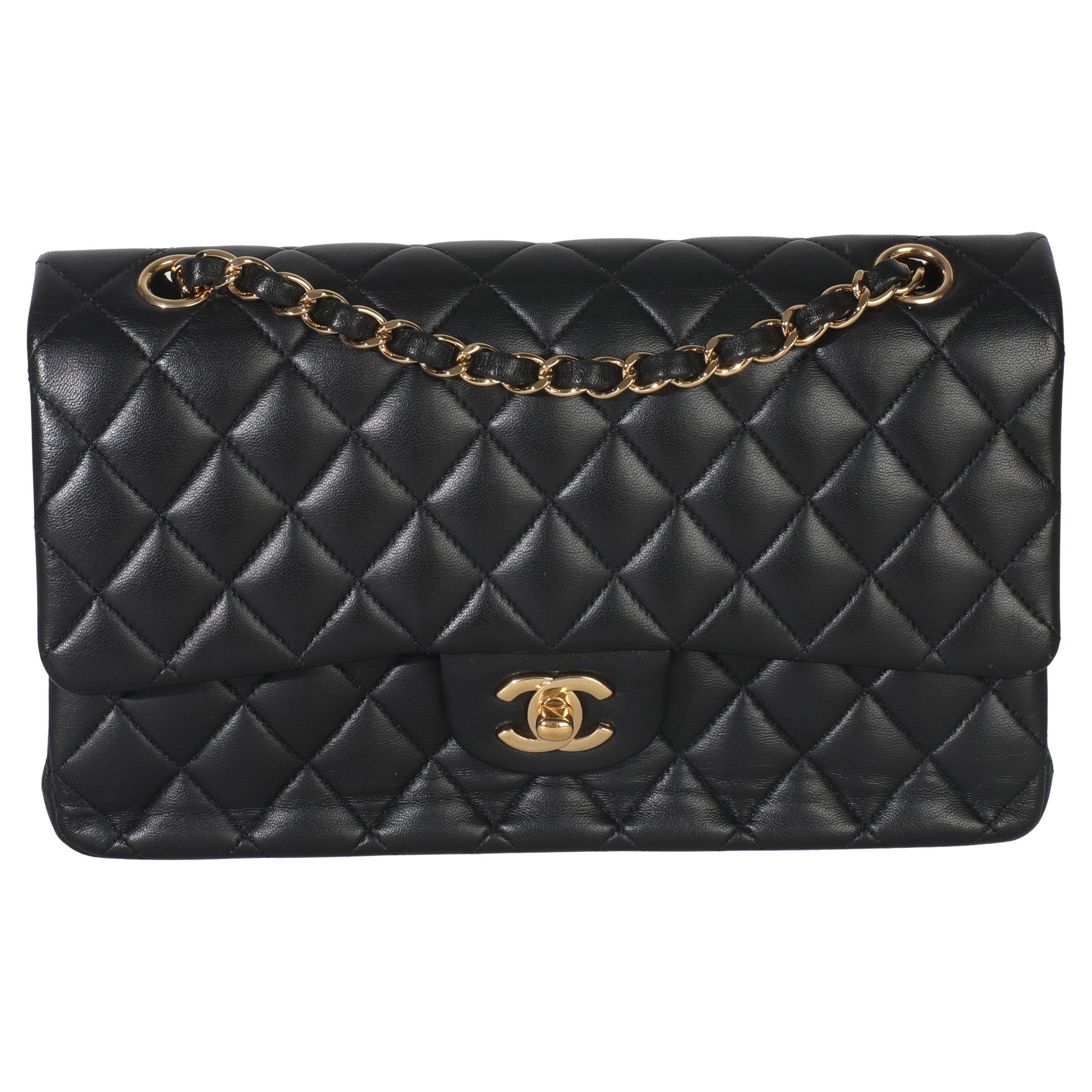 Chanel Schwarzes gestepptes Lammleder Medium Classic Double Flap Handtasche