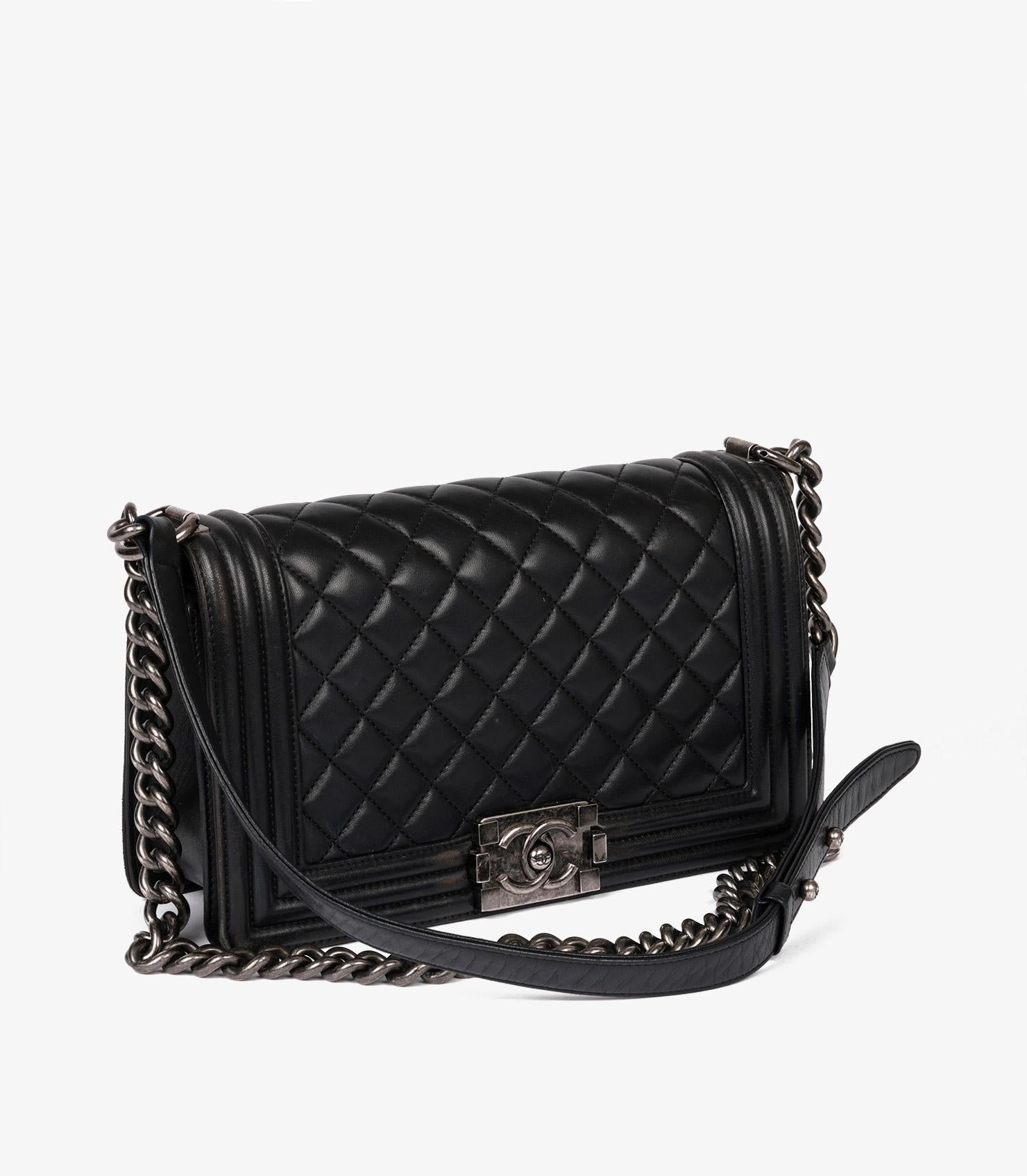 Chanel Black Quilted Lambskin Medium Le Boy Bag

Brand- Chanel
Model- Medium Le Boy
Product Type- Crossbody, Shoulder
Serial Number- 23******
Age- Circa 2017
Accompanied By- Chanel Dust Bag, Box, Authenticity Card
Colour- Black
Hardware- Antiqued