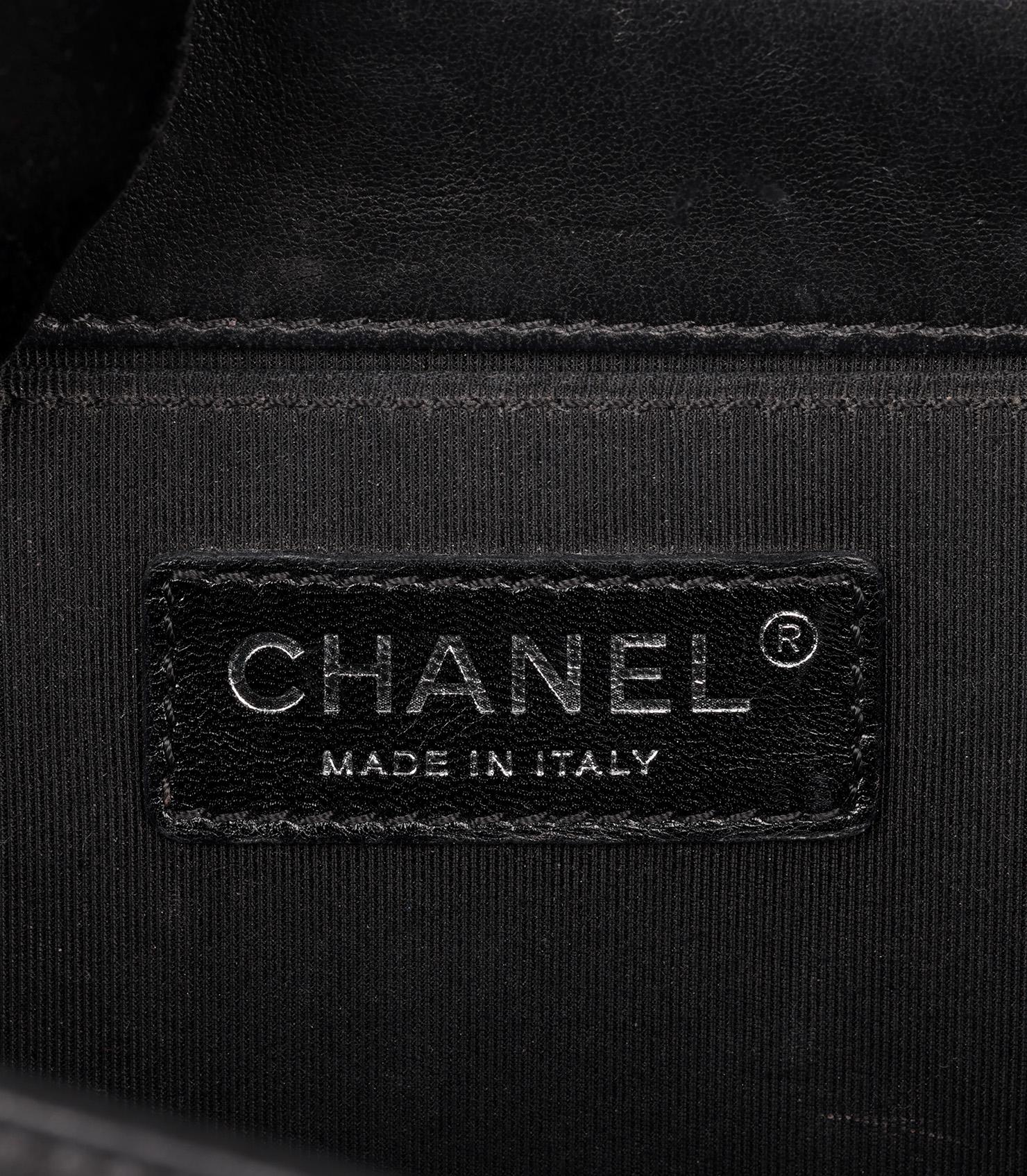 Chanel Black Quilted Lambskin Medium Le Boy Bag 4