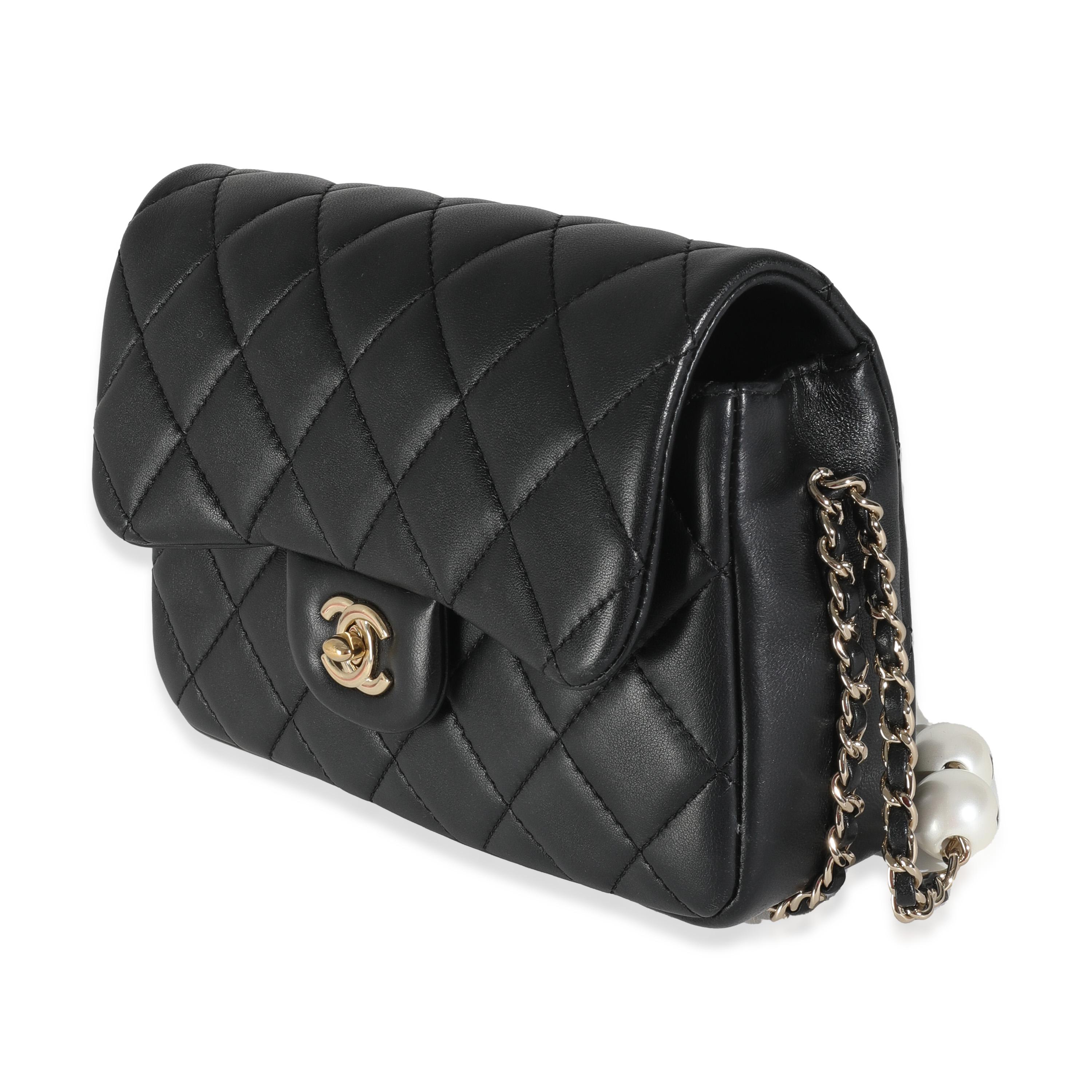 Chanel Schwarze Mini My Precious Perlen-Klappentasche aus gestepptem Lammfell für Damen oder Herren im Angebot