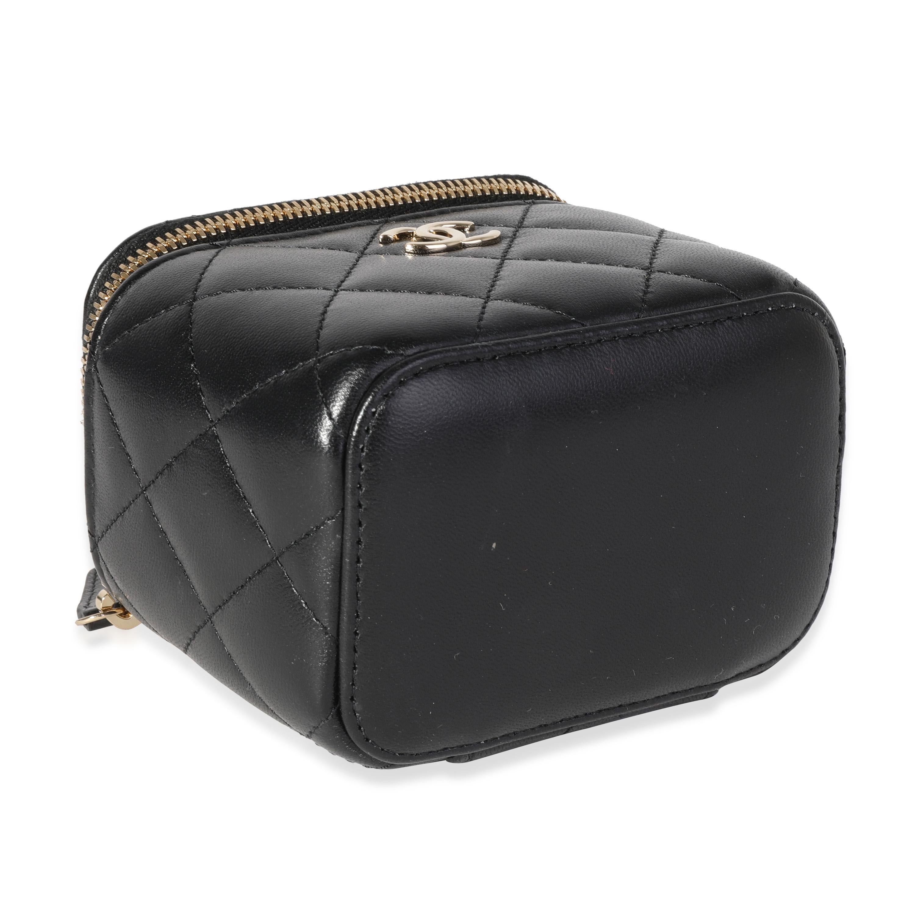 Chanel Mini Vanity Case in pelle d'agnello trapuntata nera con catena 1