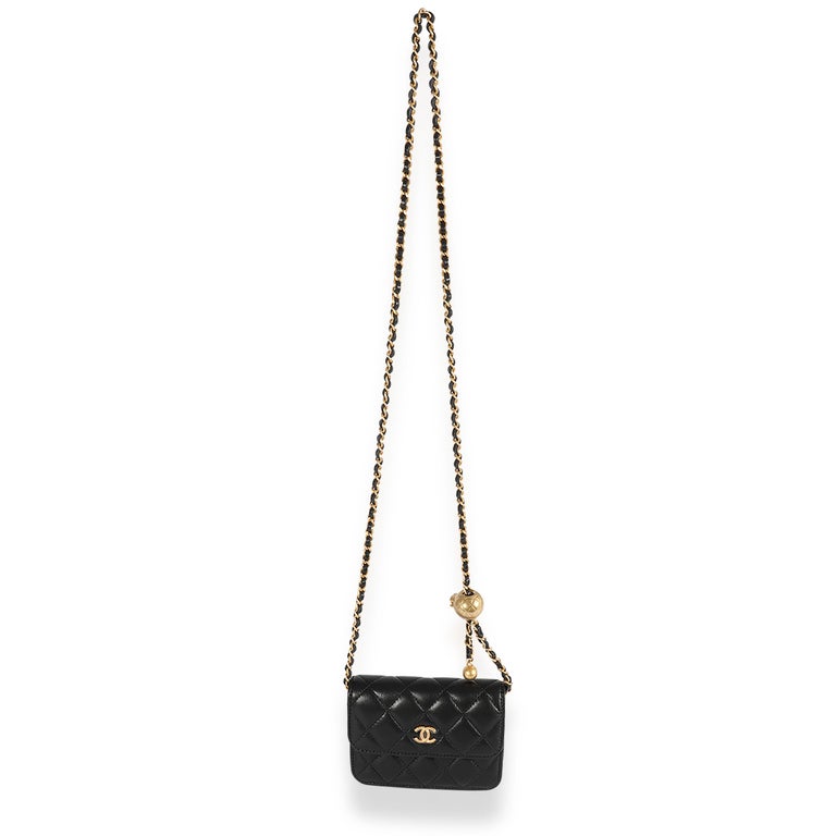 CHANEL Lambskin Quilted Pearl Top Handle Clutch With Chain Black |  FASHIONPHILE