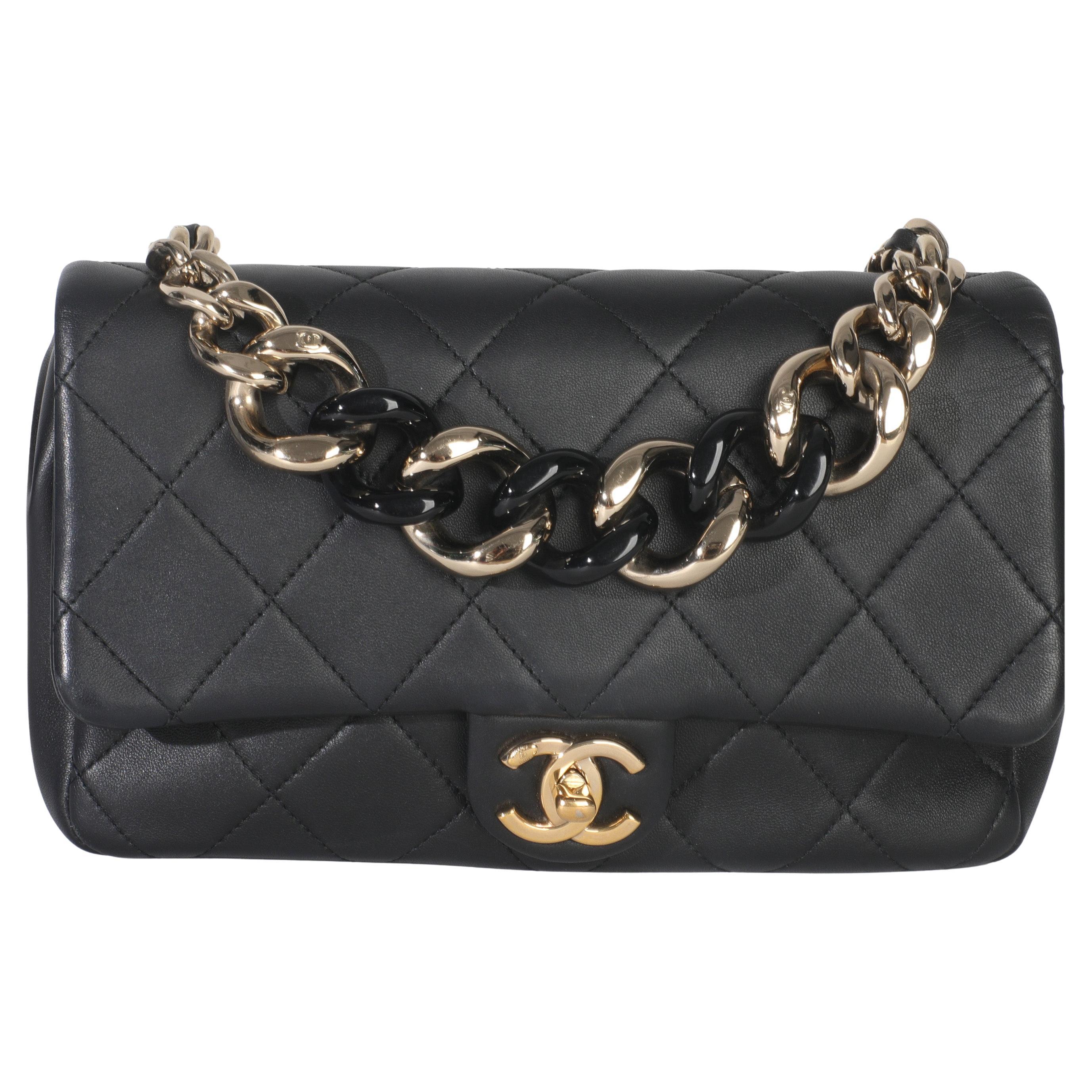 Chanel Schwarzes gestepptes Lammleder Harz Elegant Chain Flap Tasche