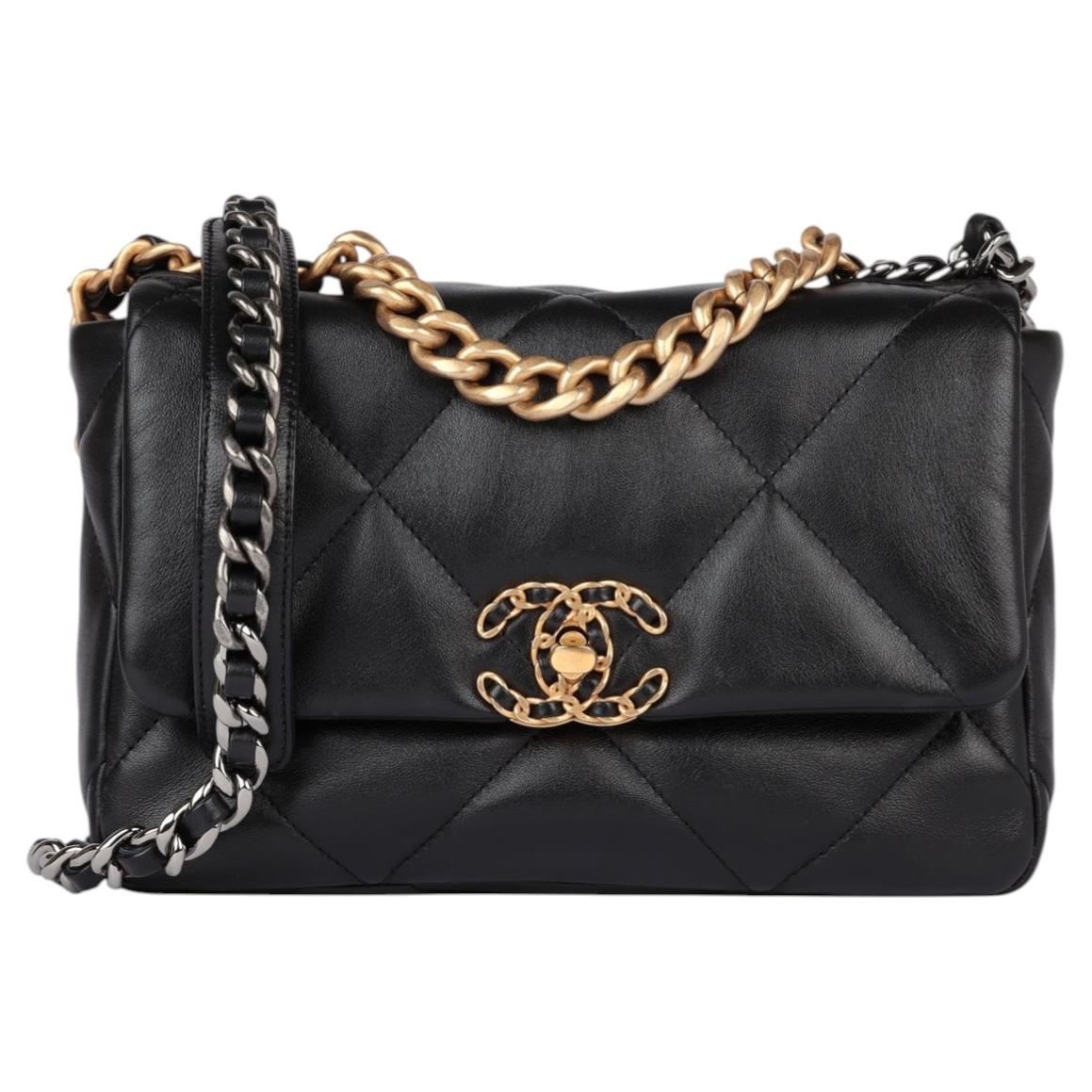Chanel 19 Handbag