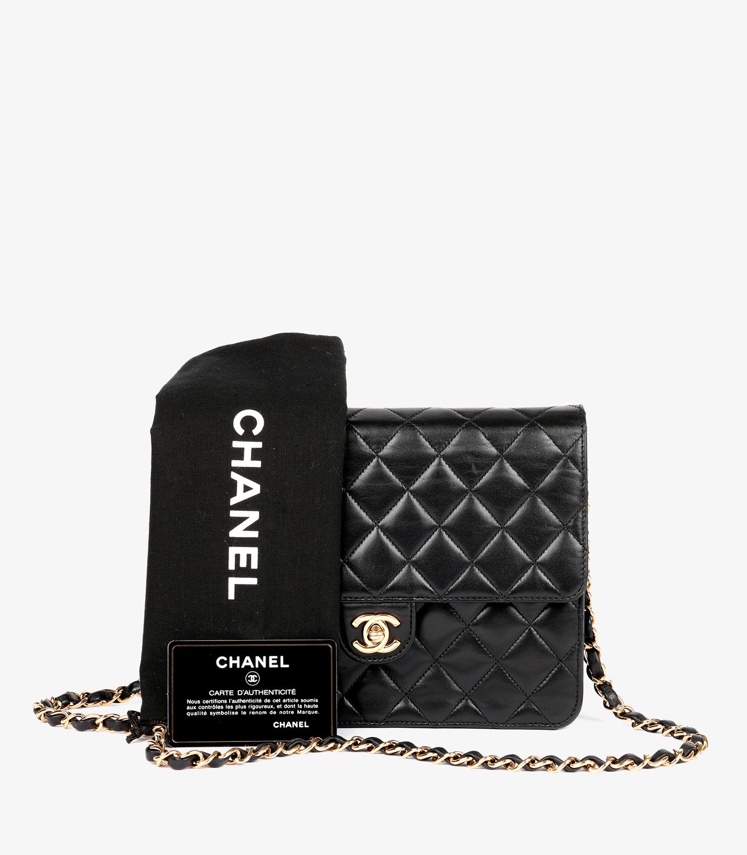 Chanel Schwarzes gestepptes Lammfell Kleine Classic Single Flap Tasche im Angebot 7