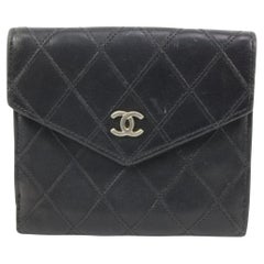 "Chanel Black Quilted Lambskin Square Flap Compact Wallet 69ck328s "