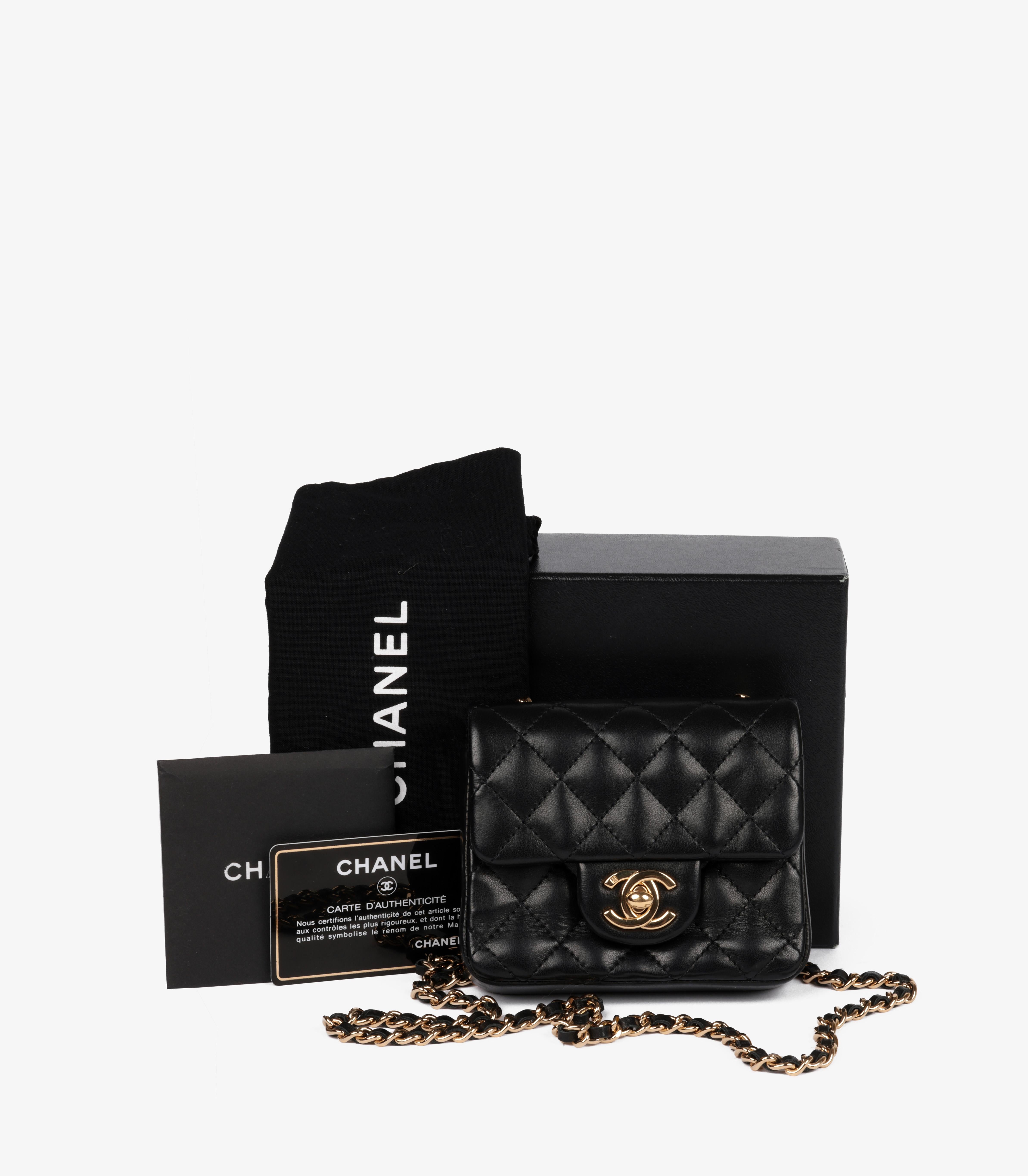 Chanel Black Quilted Lambskin Square Micro Flap Bag in vendita 5