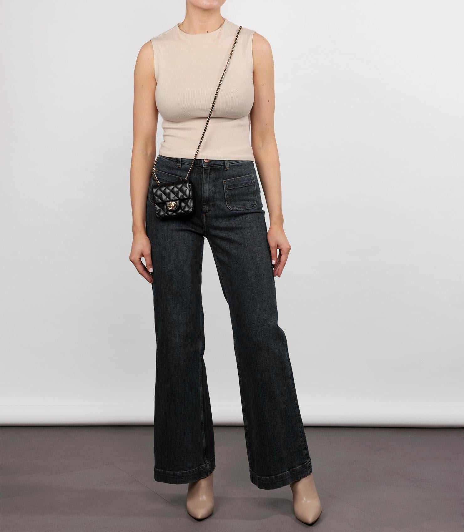 Chanel Black Quilted Lambskin Square Micro Flap Bag

Product Details
Xupes Ref: HB5594
Brand: Chanel
Model: Square Micro Flap Bag
Type: Shoulder, Crossbody
Serial Number: 10425125
Age: 2005
Accompanied By: Chanel Dust Bag, Box, Authenticity Card,