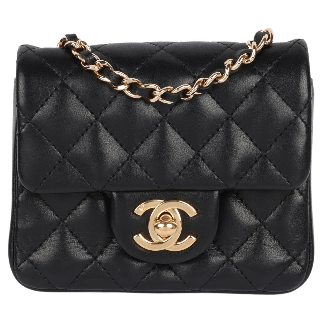 Chanel Black Quilted Lambskin Square Micro Flap Bag in vendita