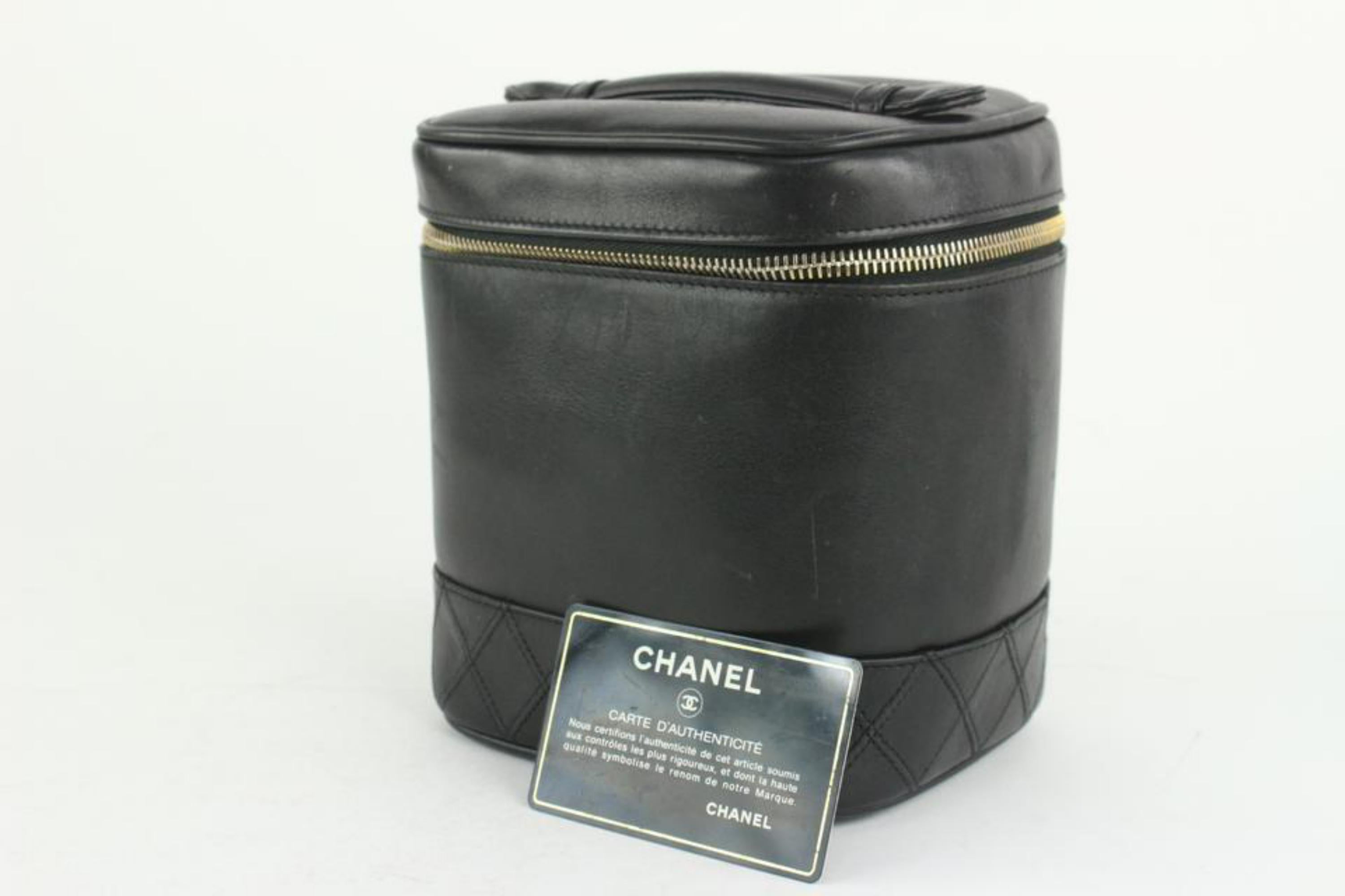 Chanel Black Quilted Lambskin Vanity Tote Cosmetic Case 4cc1108 For Sale 8